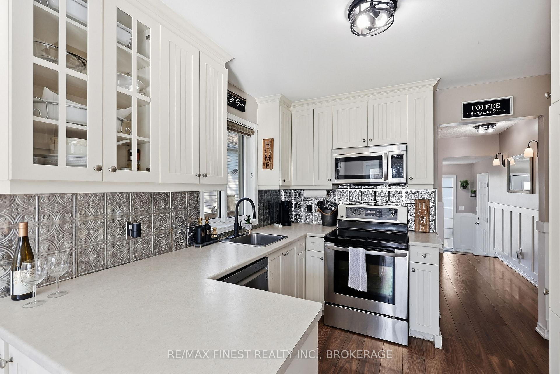 Photo 13 of 1377 Brackenwood Crescent, Kingston, City Northwest — HOMEH