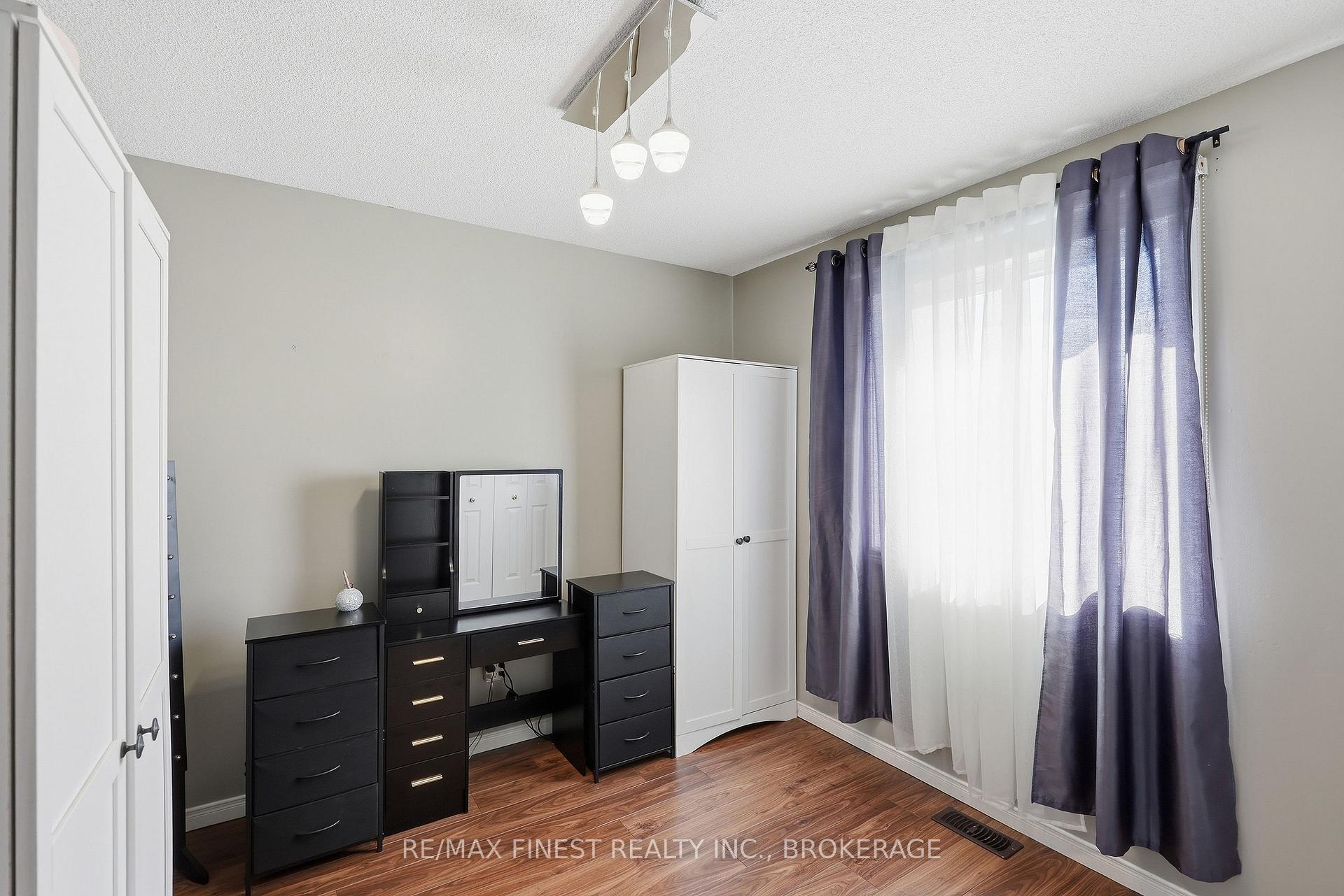 Photo 29 of 1377 Brackenwood Crescent, Kingston, City Northwest — HOMEH
