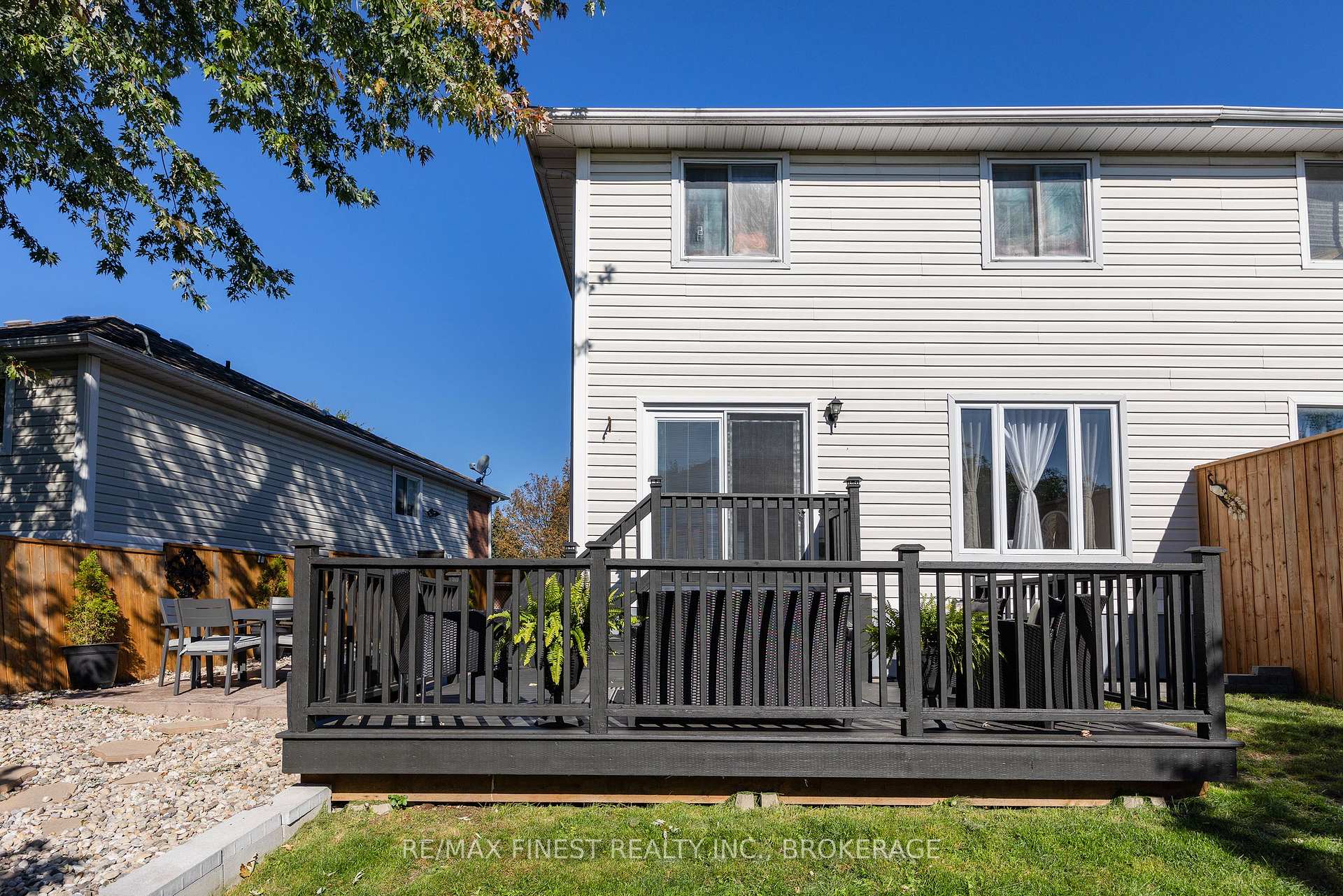 Photo 40 of 1377 Brackenwood Crescent, Kingston, City Northwest — HOMEH