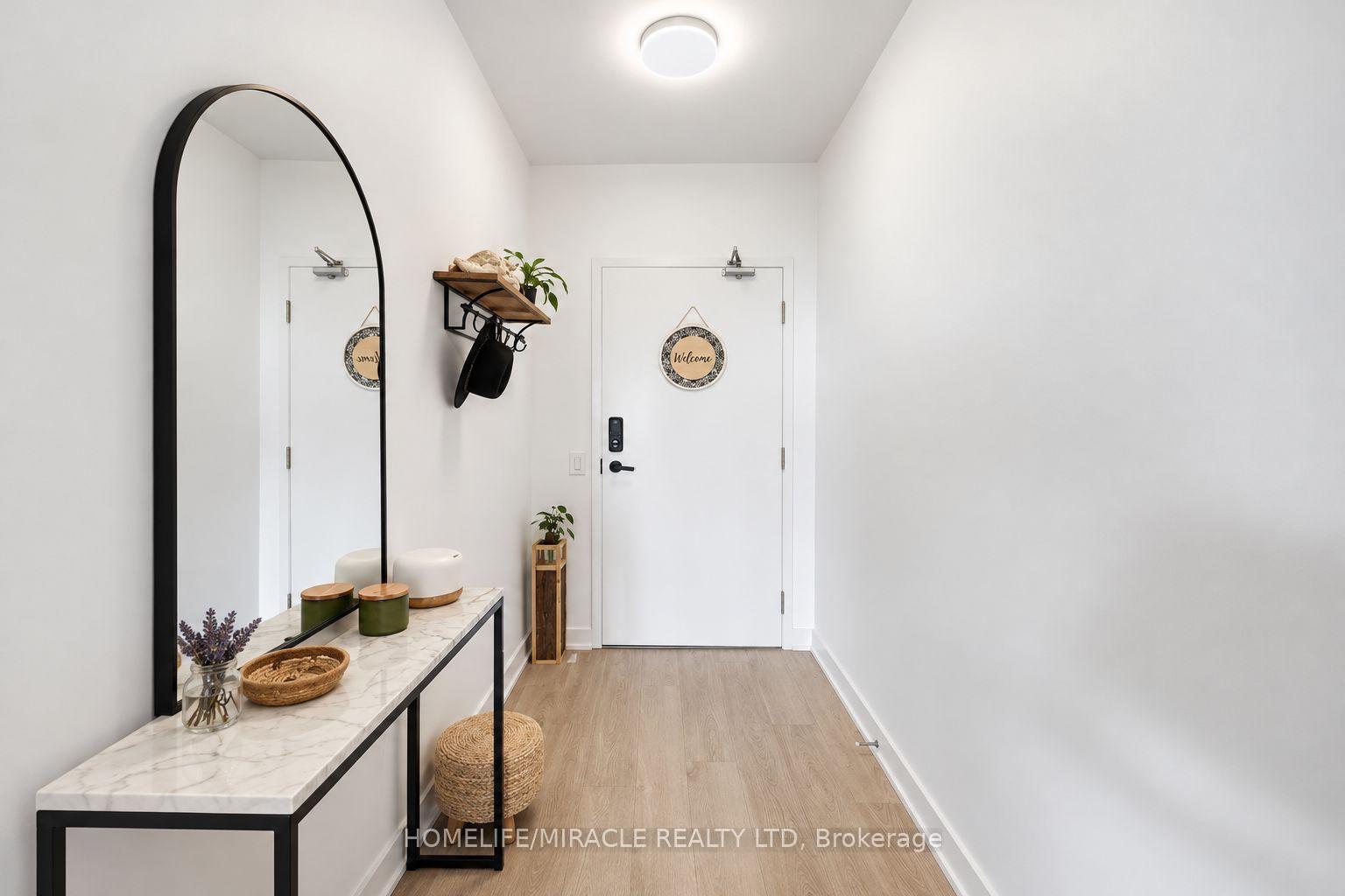 Photo 5 of Unit 3709, 3900 Confederation Parkway, Mississauga, City Centre — HOMEH
