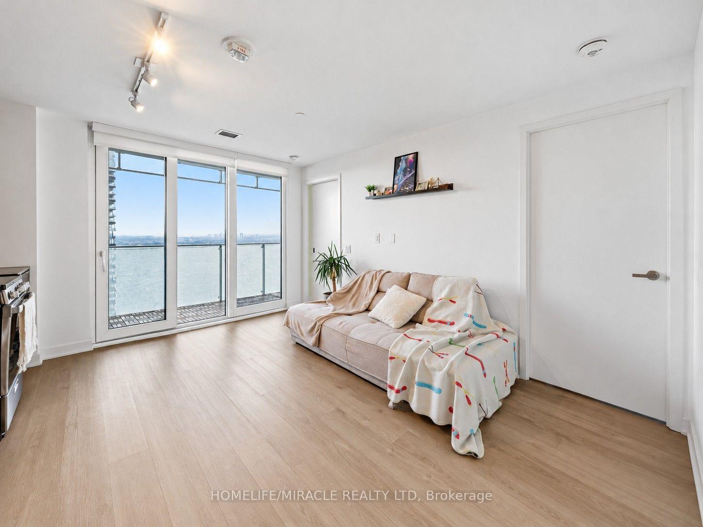 Photo 7 of Unit 3709, 3900 Confederation Parkway, Mississauga, City Centre — HOMEH