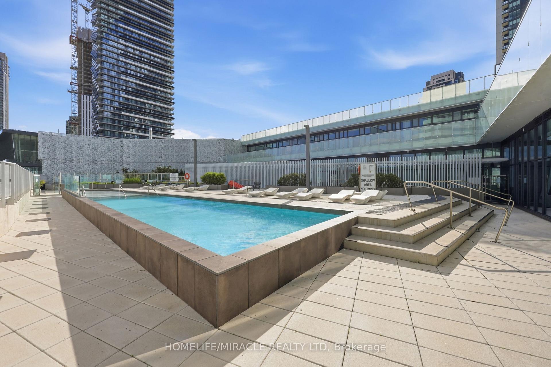 Photo 26 of Unit 3709, 3900 Confederation Parkway, Mississauga, City Centre — HOMEH