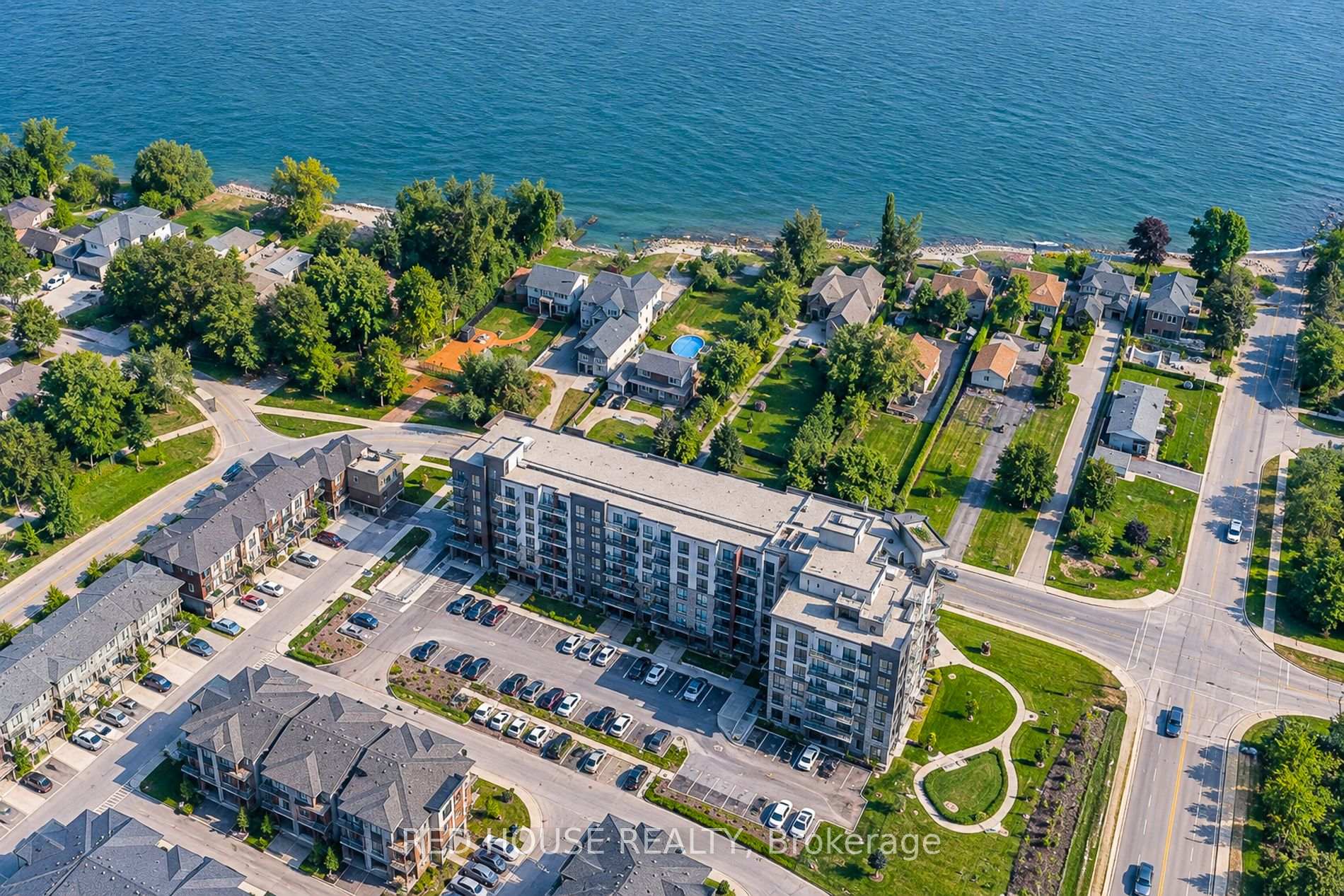 Photo 3 of Unit 324, 600 North Service Road, Hamilton, Lakeshore — HOMEH