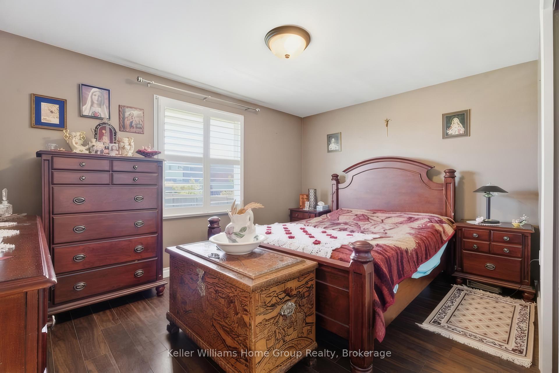 Photo 11 of 267 Bakersfield Drive, Cambridge, Christopher-Champlain — HOMEH