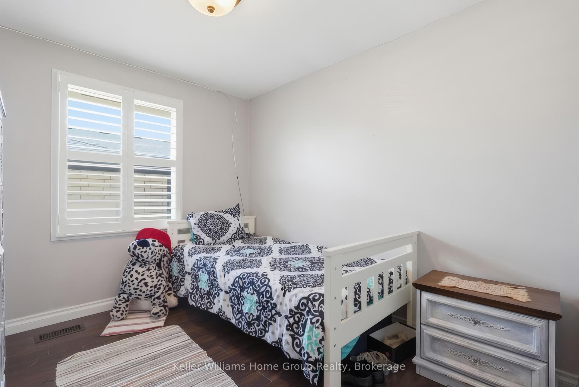 Photo 14 of 267 Bakersfield Drive, Cambridge, Christopher-Champlain — HOMEH