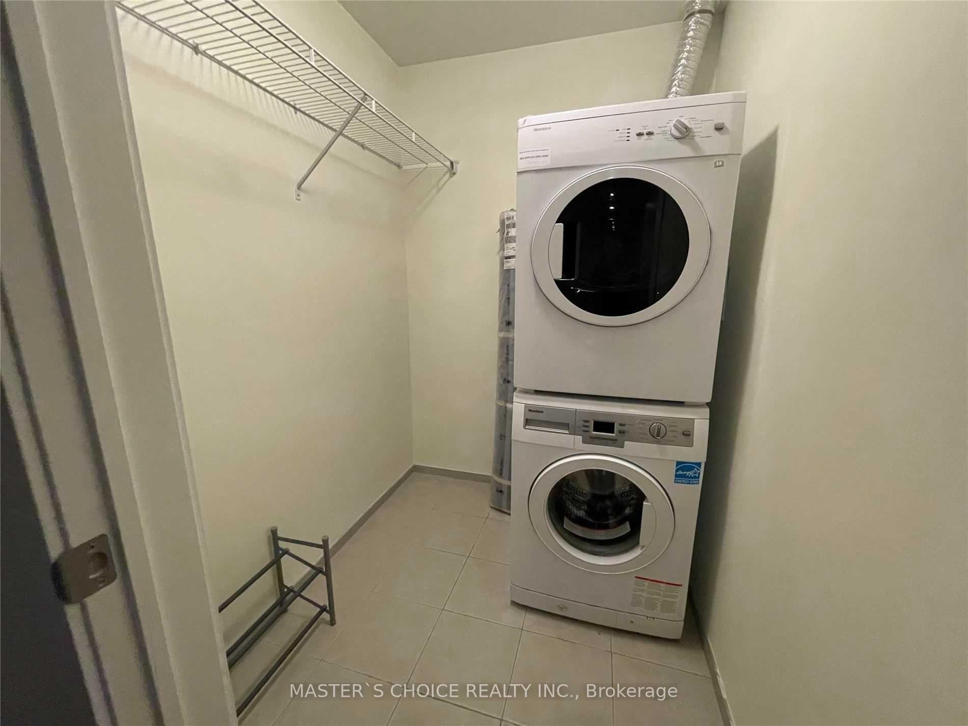 Photo 4 of Unit 709, 70 Temperance Street, Toronto, Bay Street Corridor — HOMEH