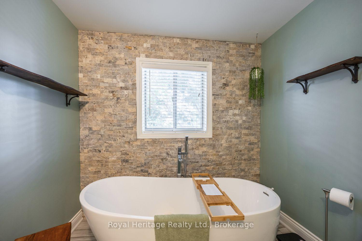 Photo 28 of 455 Ormond Drive, Oshawa, Samac — HOMEH