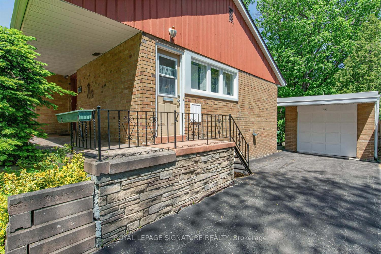 Photo 3 of 69 Greenland Road, North York, Banbury-Don Mills — HOMEH