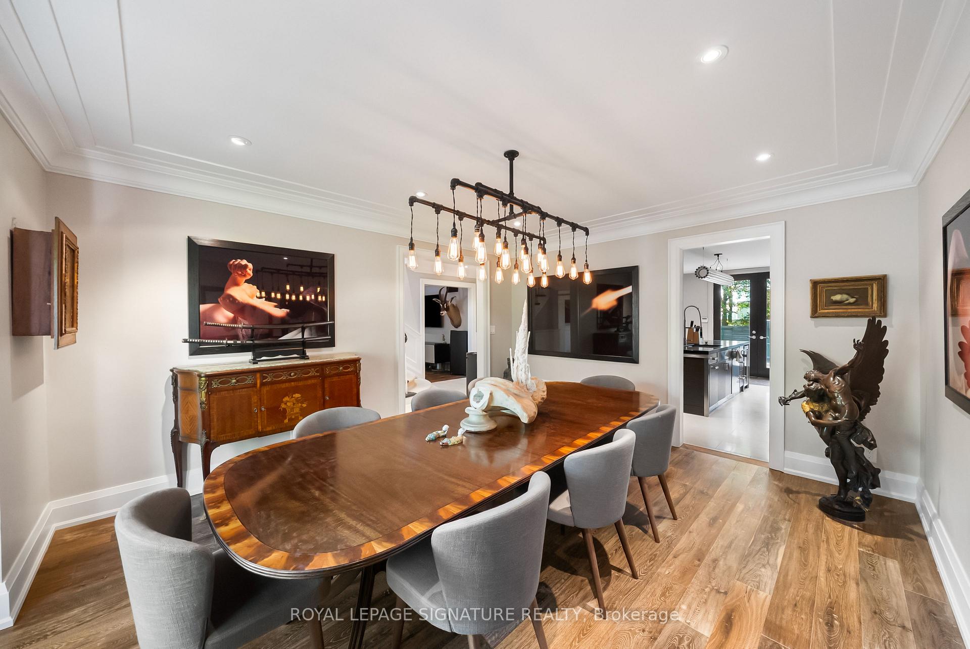 Photo 14 of 230 Strathallan Wood, Toronto, Bedford Park-Nortown — HOMEH