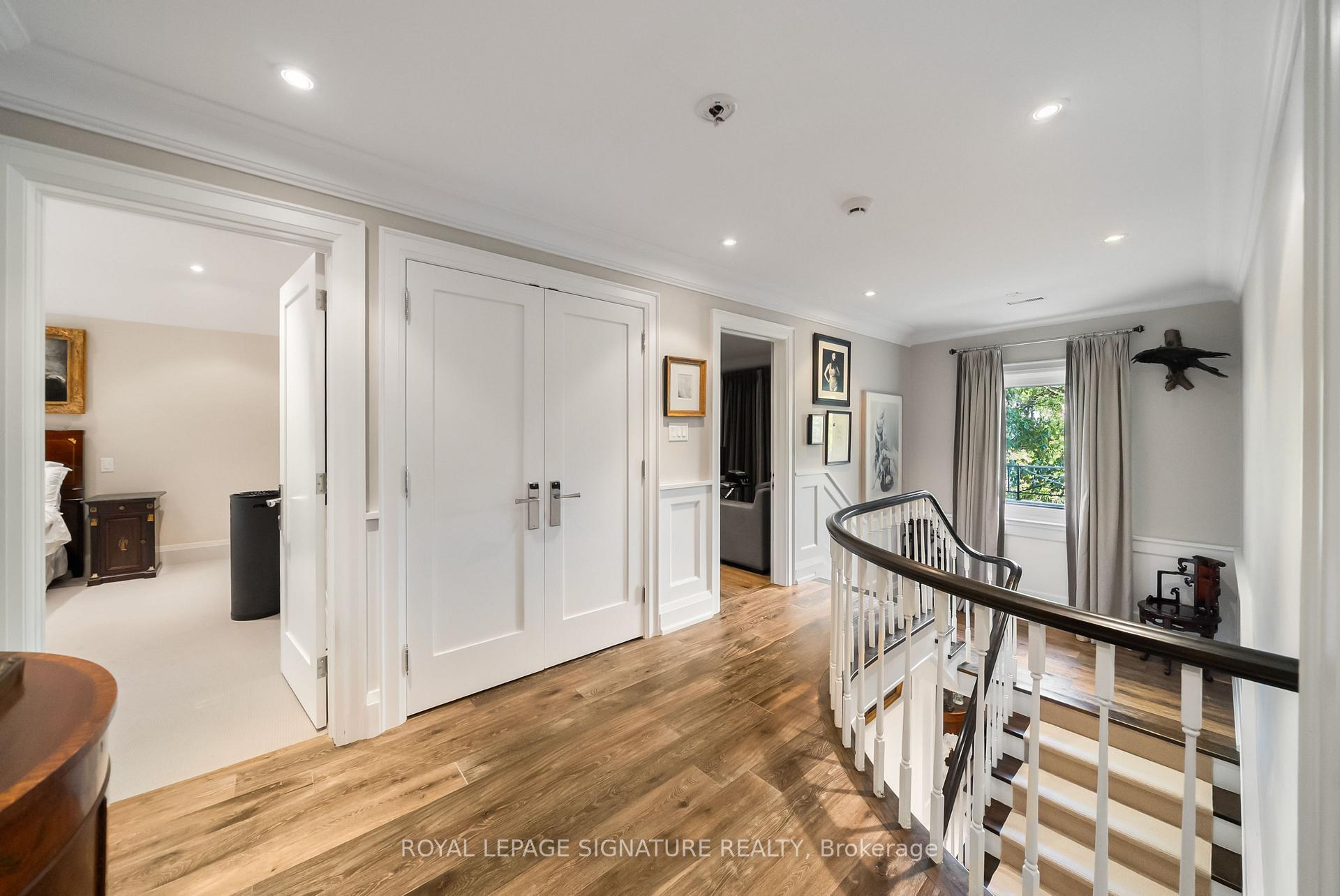 Photo 21 of 230 Strathallan Wood, Toronto, Bedford Park-Nortown — HOMEH