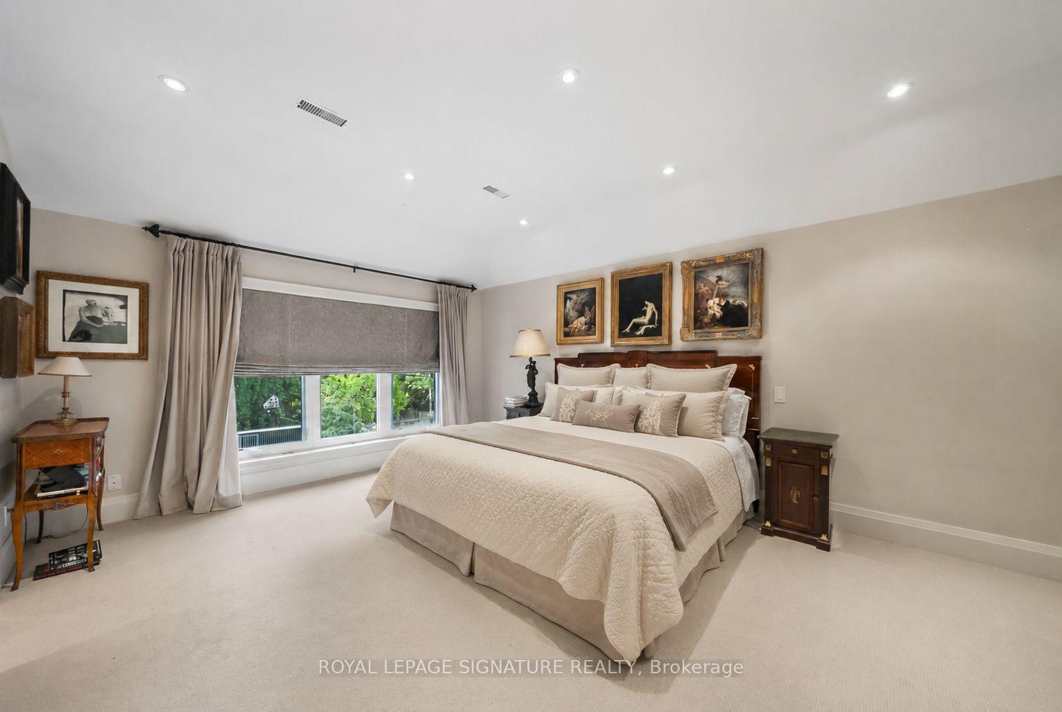 Photo 24 of 230 Strathallan Wood, Toronto, Bedford Park-Nortown — HOMEH