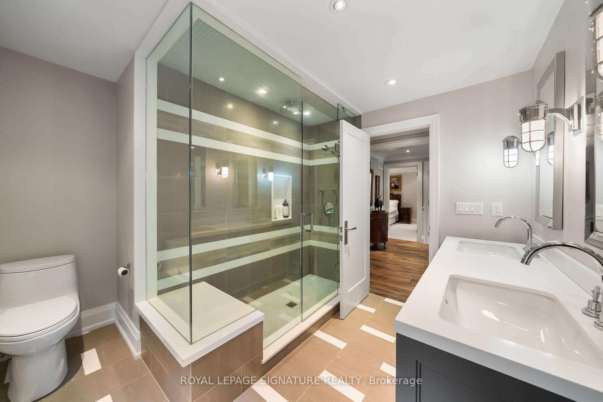 Photo 27 of 230 Strathallan Wood, Toronto, Bedford Park-Nortown — HOMEH