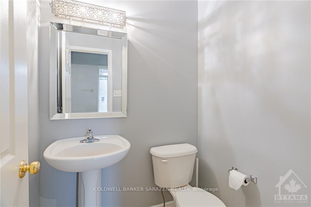 Photo 4 of 319 Chestermere Crescent, Ottawa, Barrhaven - Strandherd — HOMEH