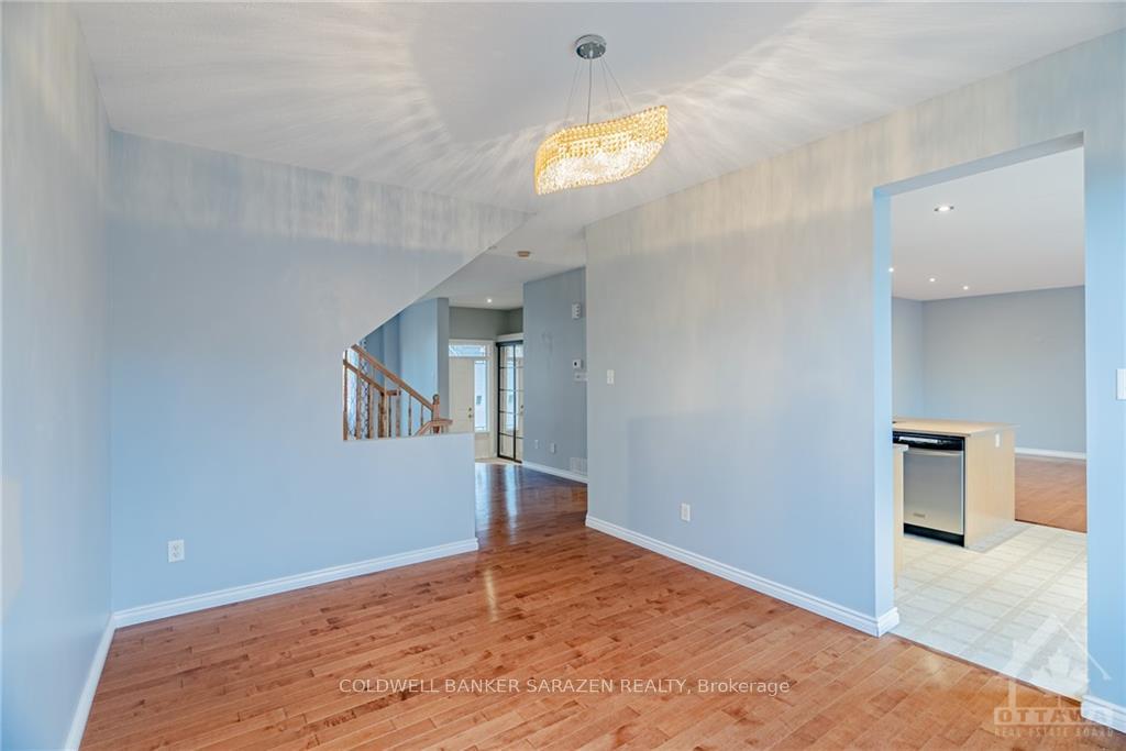Photo 7 of 319 Chestermere Crescent, Ottawa, Barrhaven - Strandherd — HOMEH