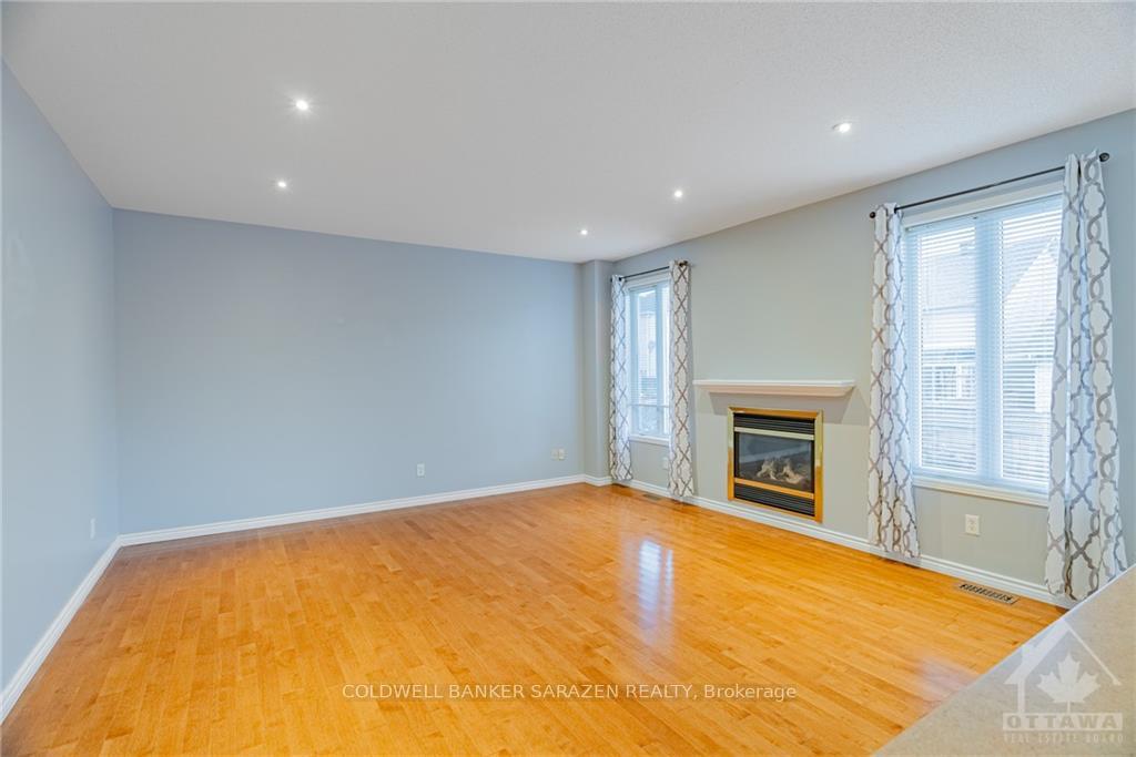 Photo 10 of 319 Chestermere Crescent, Ottawa, Barrhaven - Strandherd — HOMEH