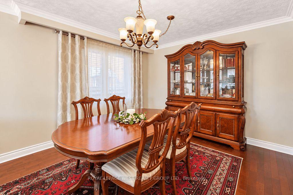 Photo 6 of 292 La Rose Avenue, Etobicoke, Willowridge-Martingrove-Richview — HOMEH