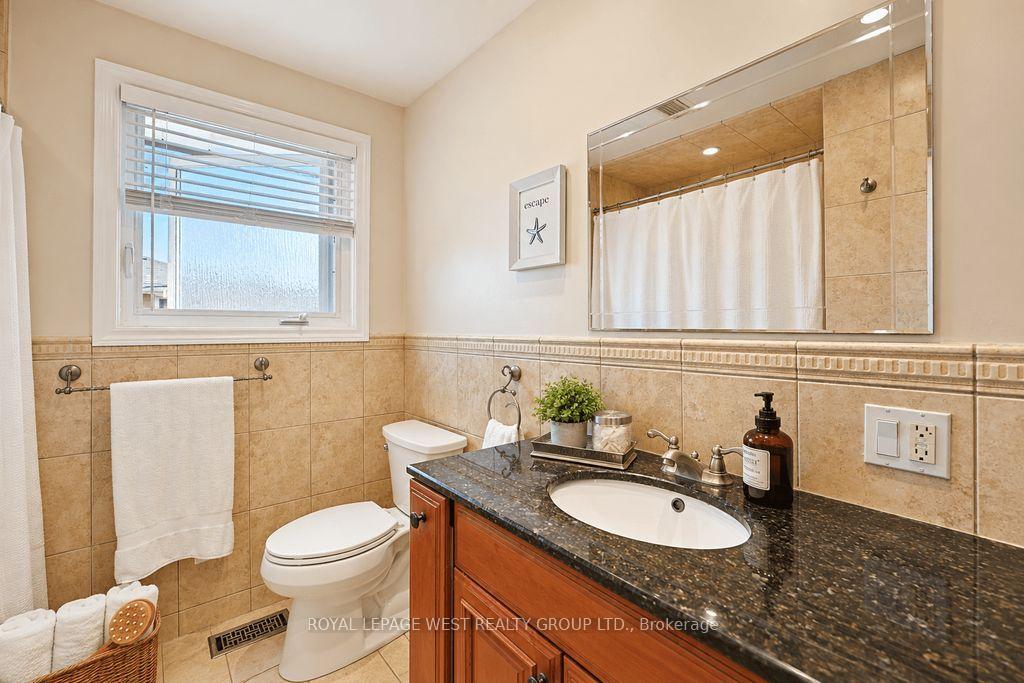 Photo 22 of 292 La Rose Avenue, Etobicoke, Willowridge-Martingrove-Richview — HOMEH