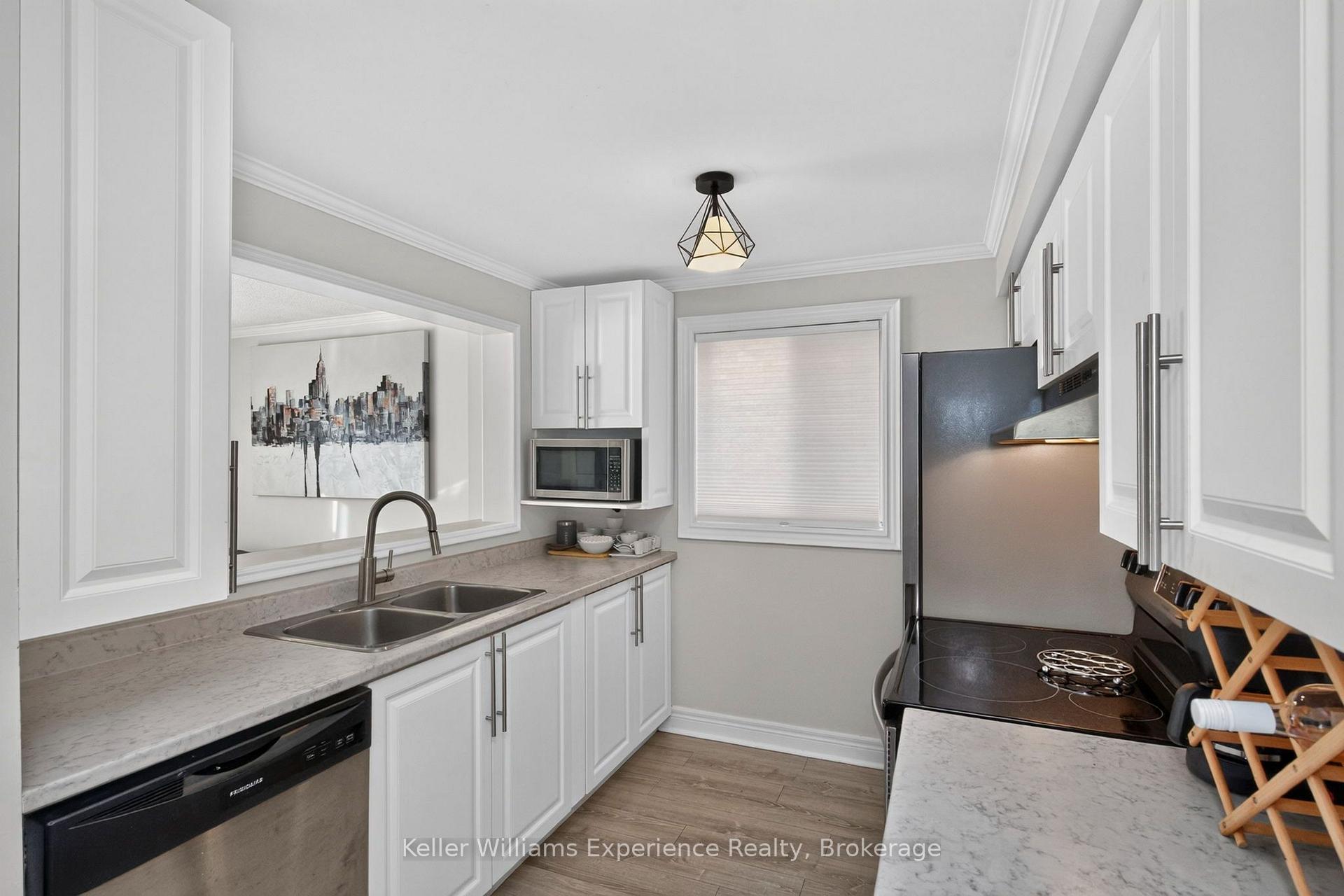 Photo 8 of 54 Quinlan Road, Barrie, Georgian Drive — HOMEH