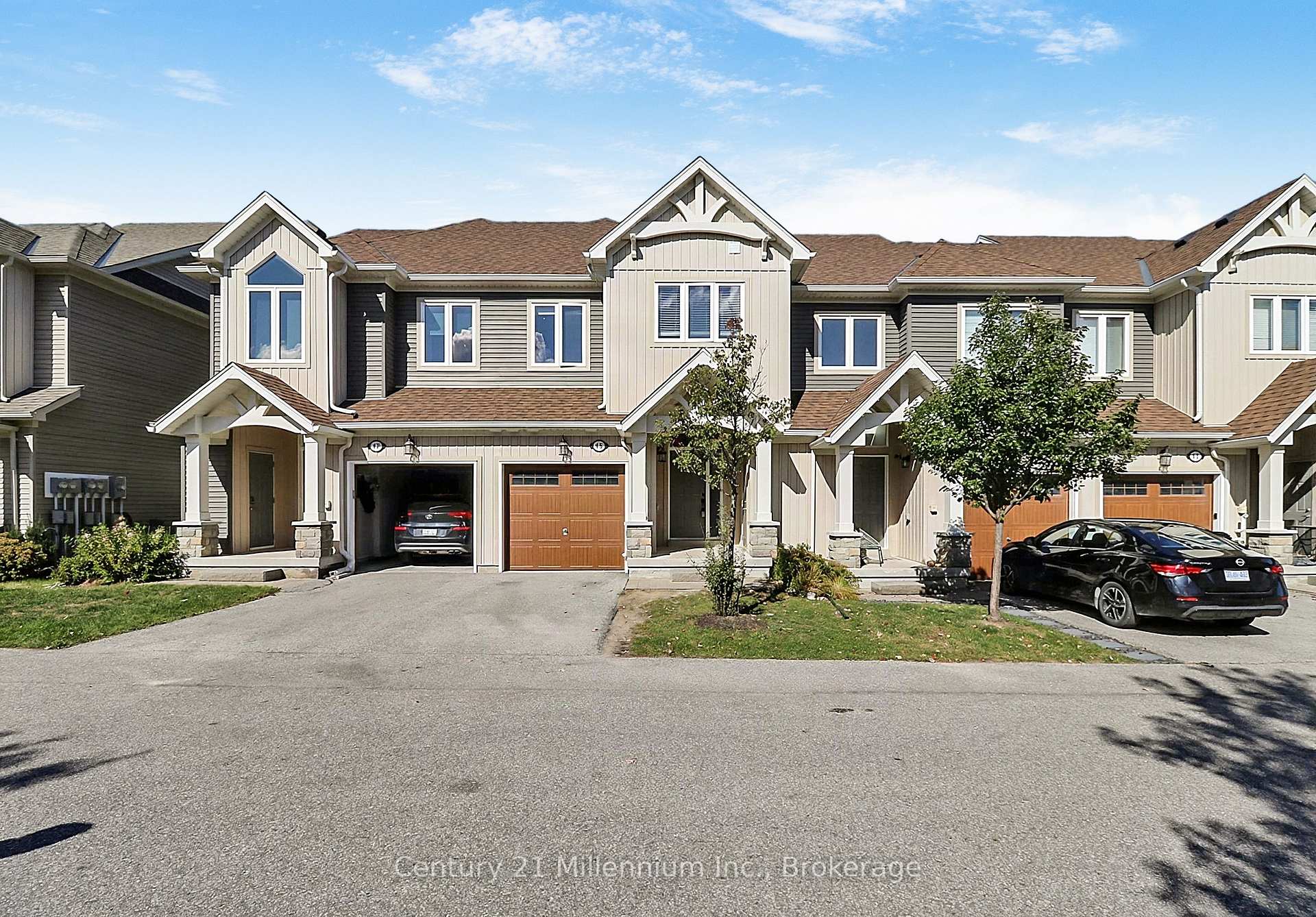 Photo 3 of 15 Gregory Avenue, Collingwood — HOMEH