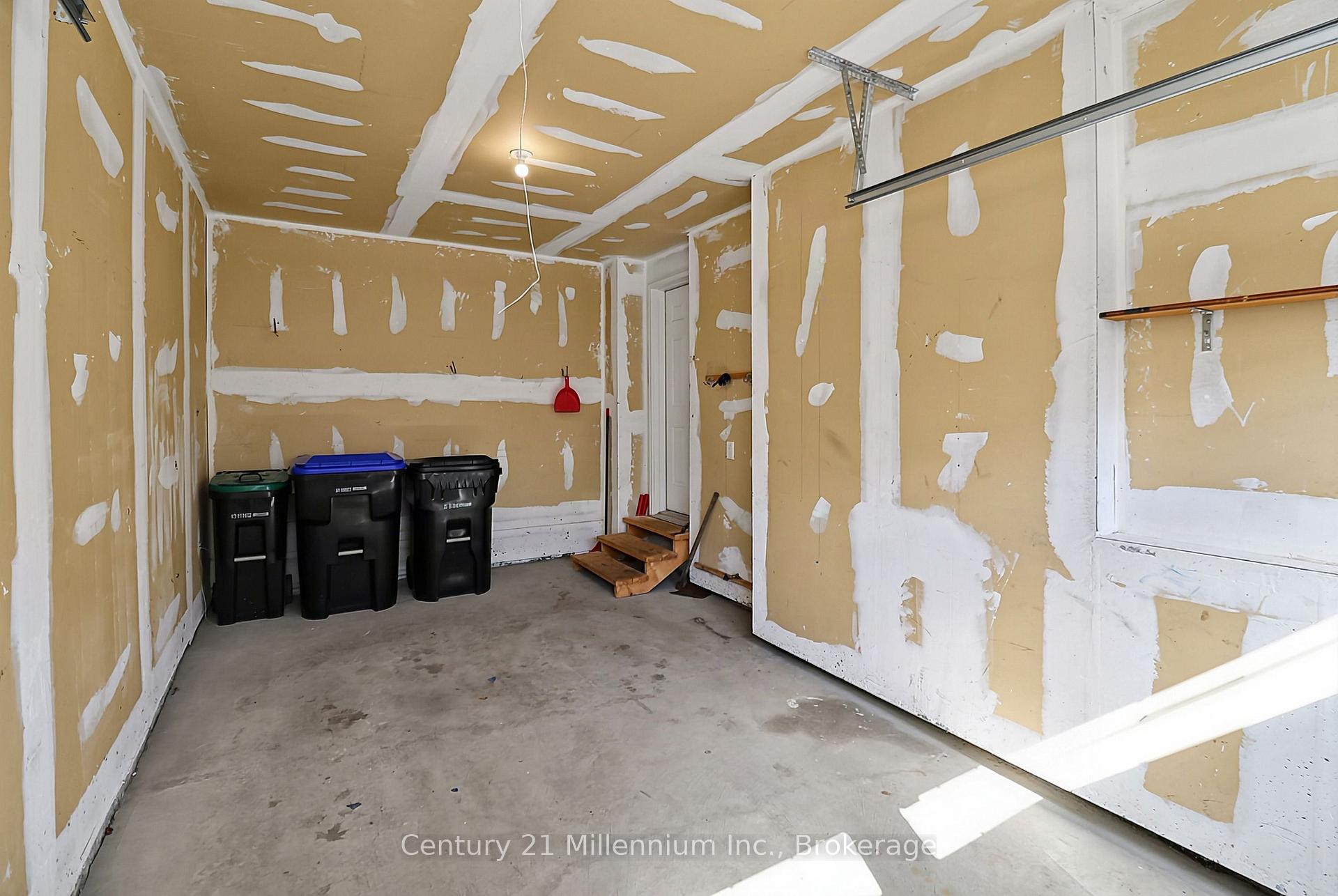Photo 44 of 15 Gregory Avenue, Collingwood — HOMEH