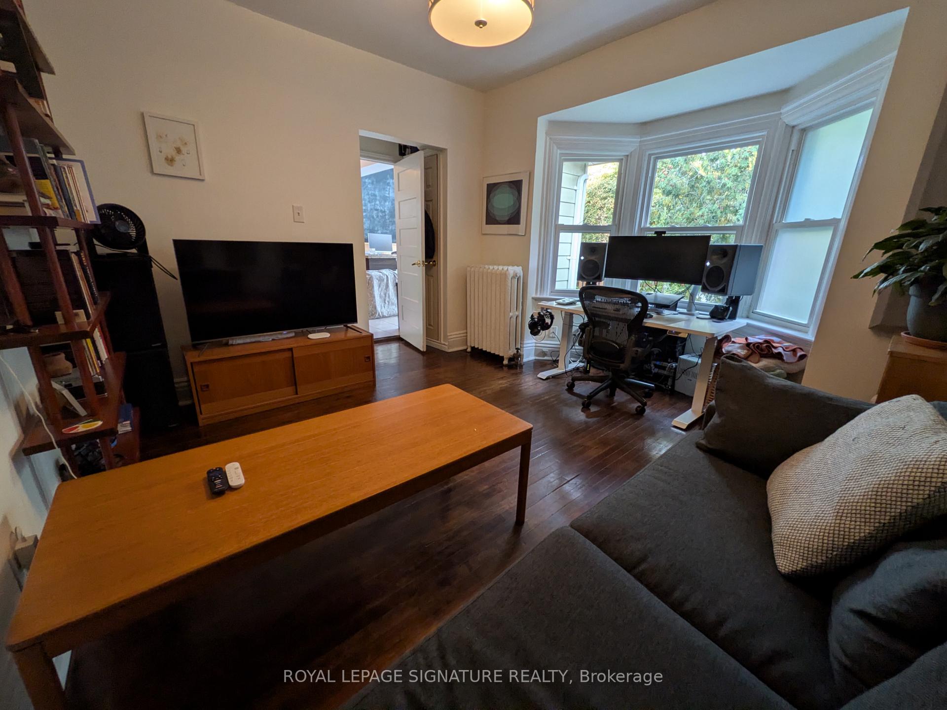 Photo 7 of Unit 2nd Floor Unit, 255 Indian Road, Toronto, High Park-Swansea — HOMEH