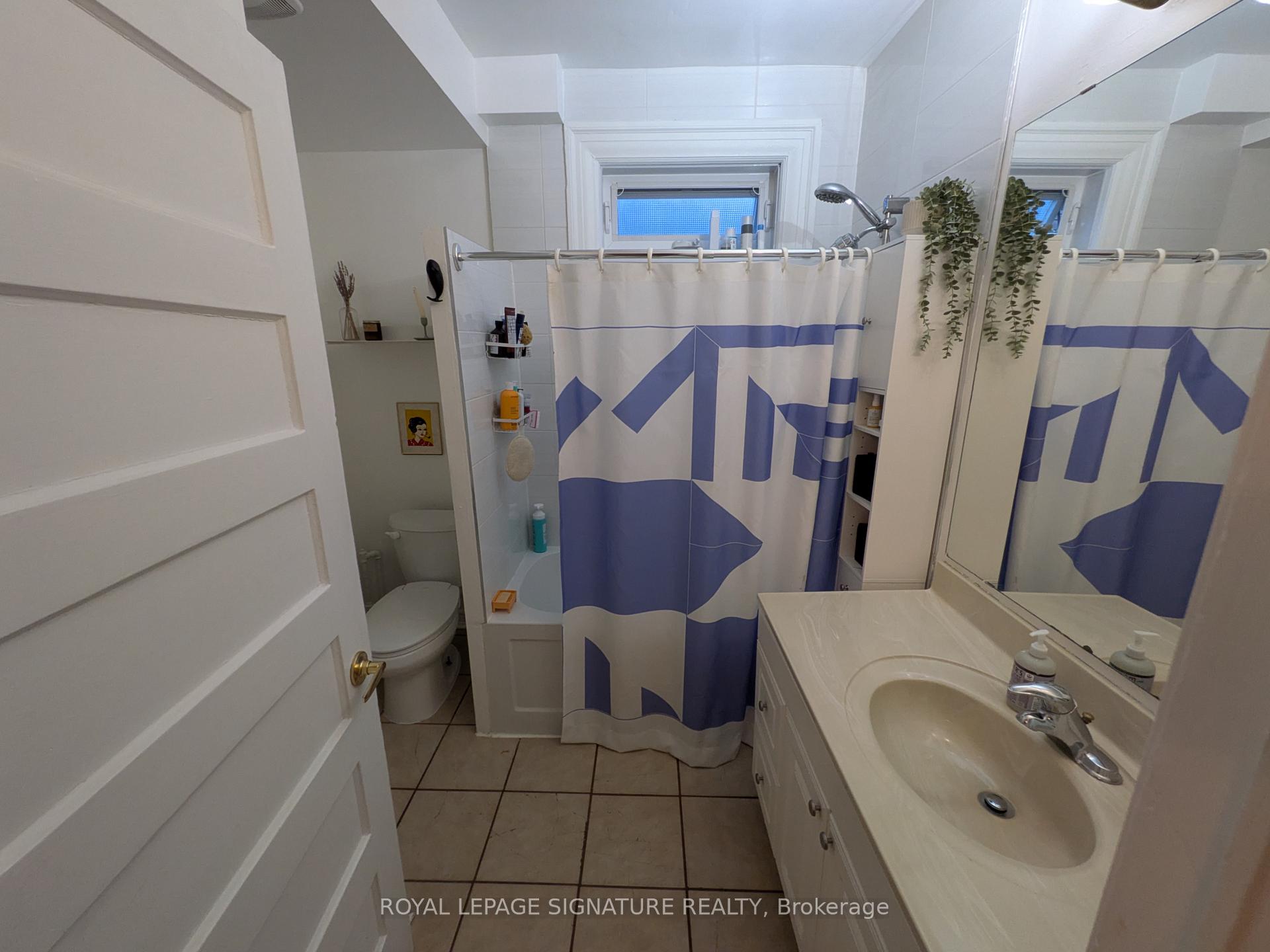 Photo 9 of Unit 2nd Floor Unit, 255 Indian Road, Toronto, High Park-Swansea — HOMEH