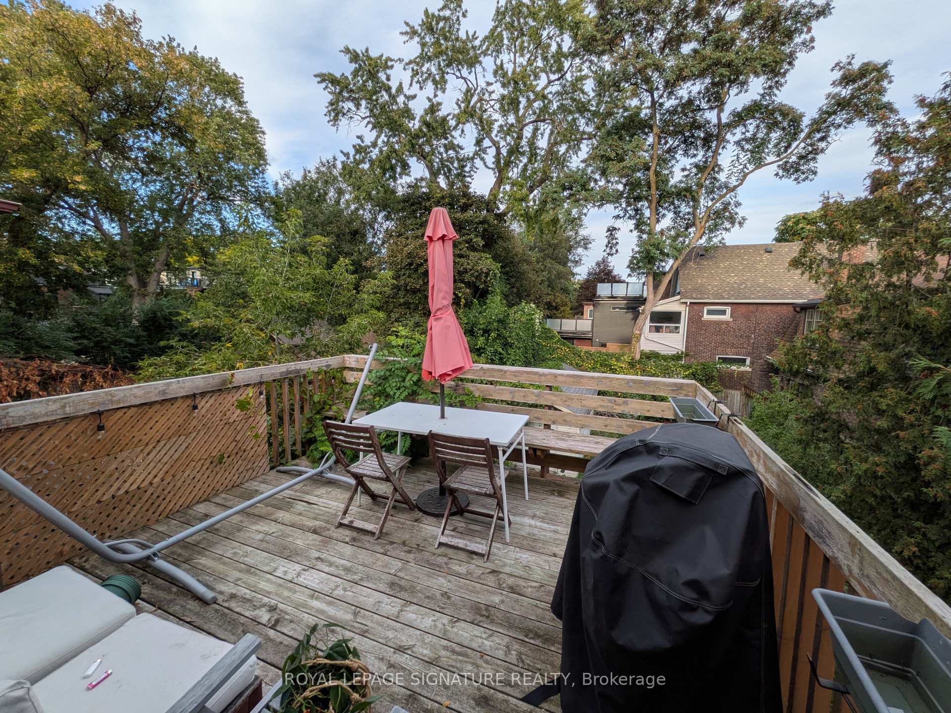 Photo 12 of Unit 2nd Floor Unit, 255 Indian Road, Toronto, High Park-Swansea — HOMEH