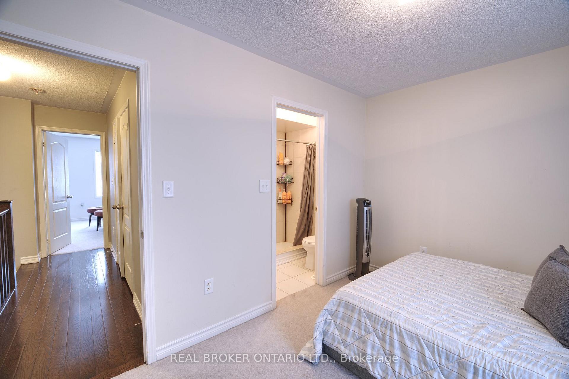 Photo 14 of Unit 2, 1123 Haig Boulevard, Mississauga, Lakeview — HOMEH
