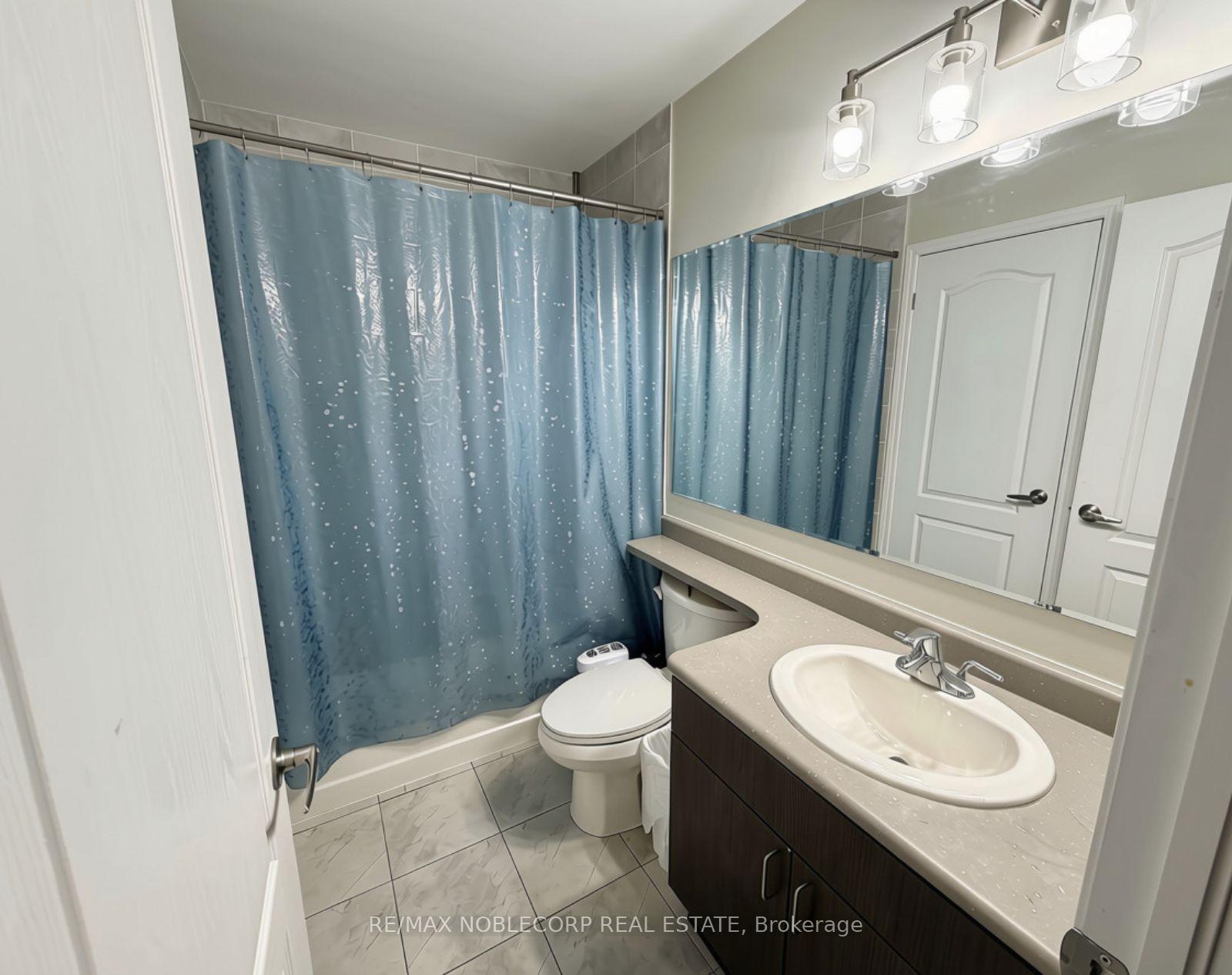 Photo 18 of 15 Minlow Way, Aurora, Rural Aurora — HOMEH