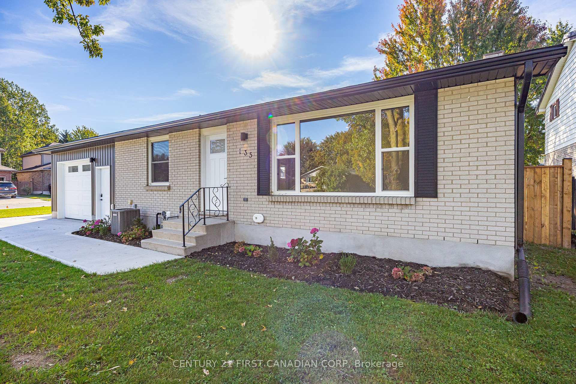 Photo 6 of 135 Nicoline Avenue, Lucan Biddulph, Lucan — HOMEH