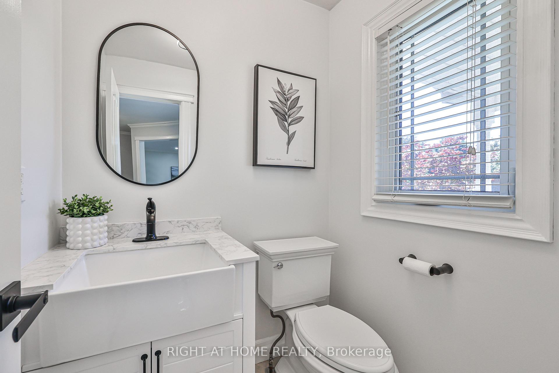 Photo 7 of 63 Keeble Crescent, Ajax, Central — HOMEH