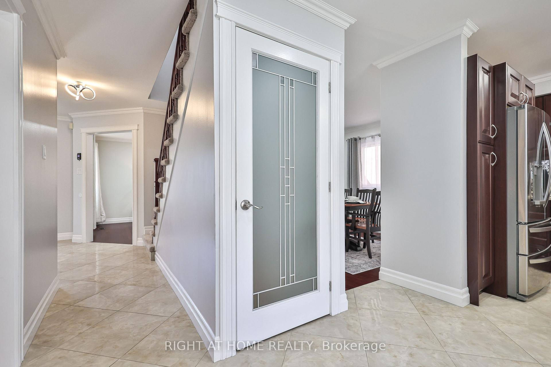 Photo 21 of 63 Keeble Crescent, Ajax, Central — HOMEH