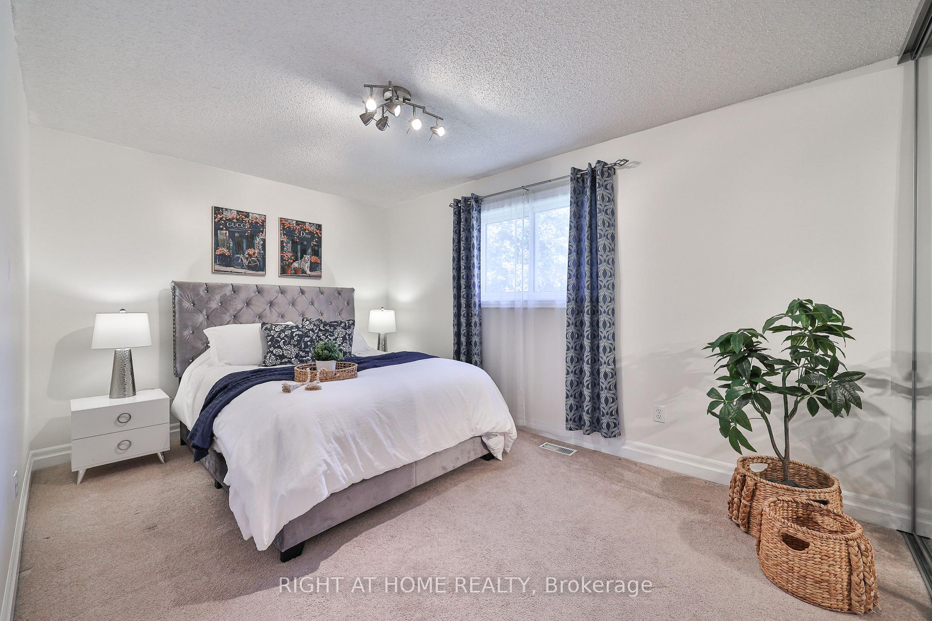 Photo 31 of 63 Keeble Crescent, Ajax, Central — HOMEH