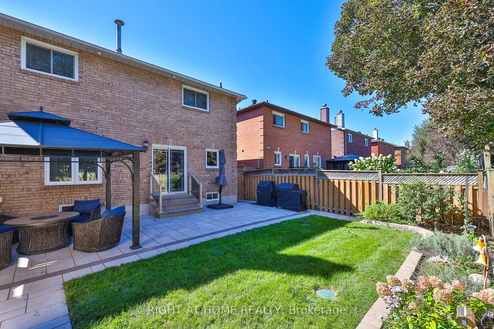 Photo 46 of 63 Keeble Crescent, Ajax, Central — HOMEH