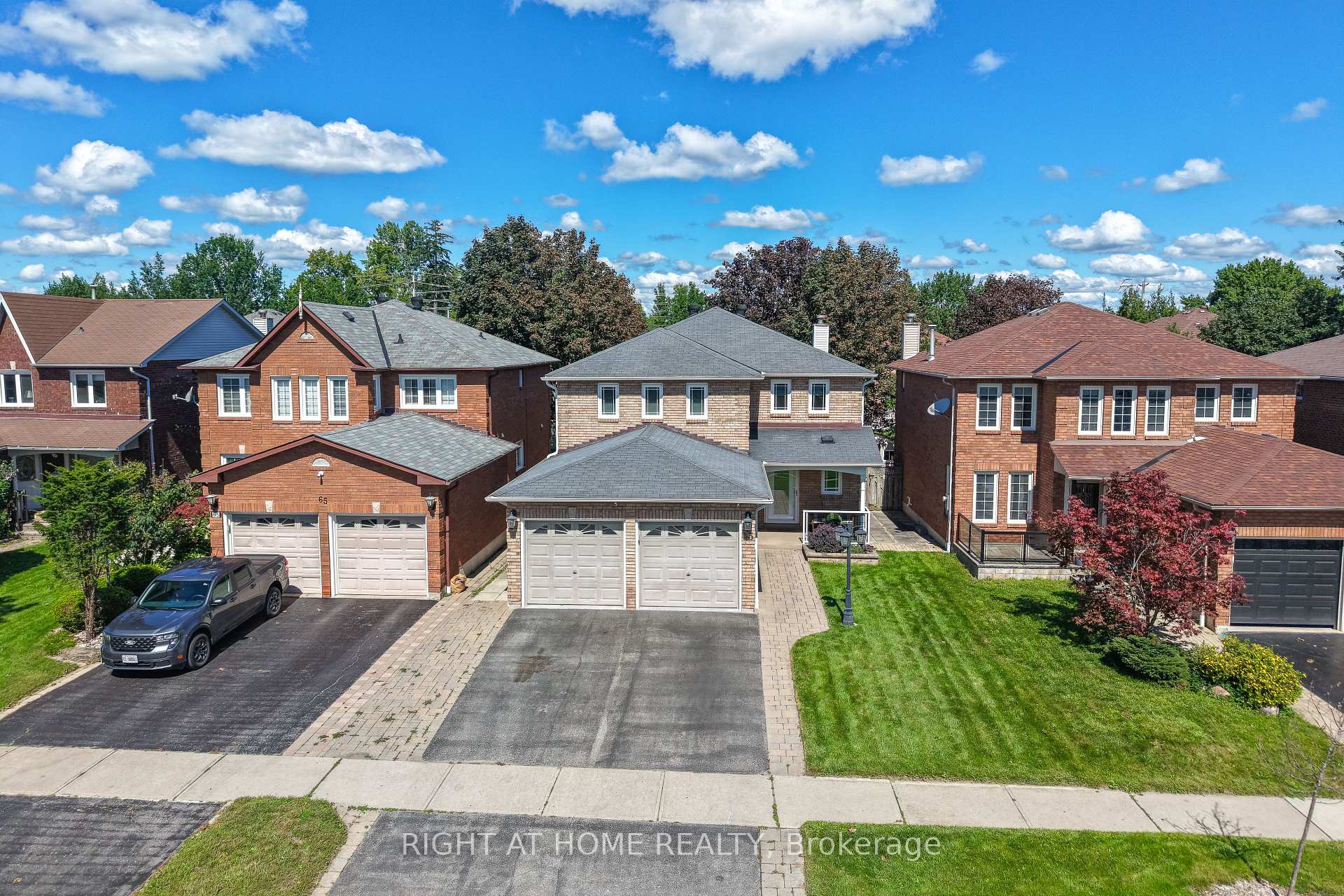 Photo 47 of 63 Keeble Crescent, Ajax, Central — HOMEH
