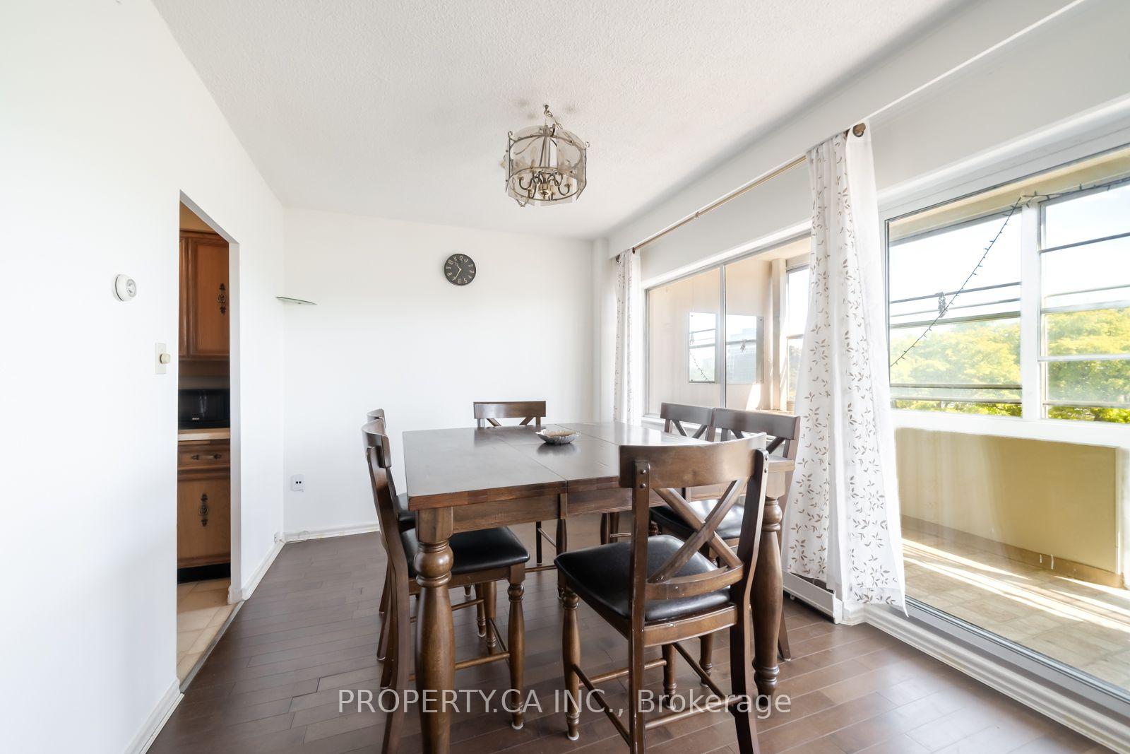 Photo 4 of Unit 404, 45 Westmount Road N, Waterloo, Uptown West — HOMEH