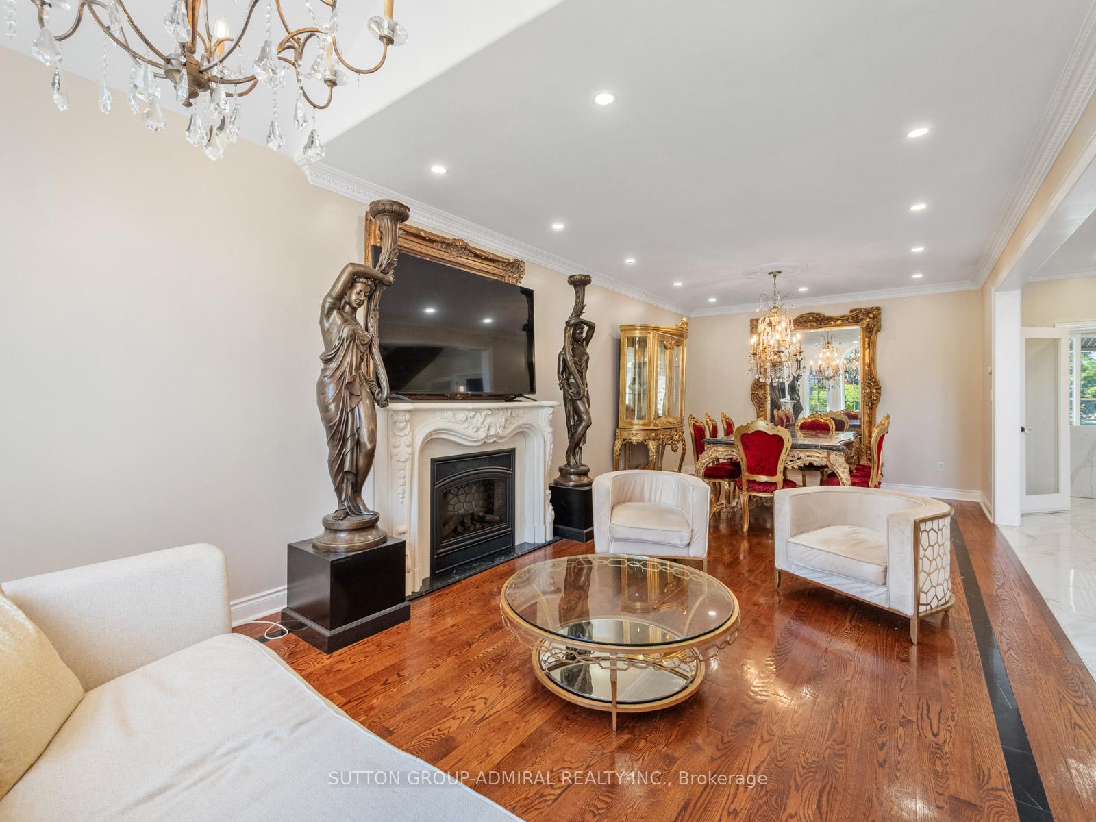 Photo 10 of 18 Thatcher Avenue, Scarborough, Cliffcrest — HOMEH