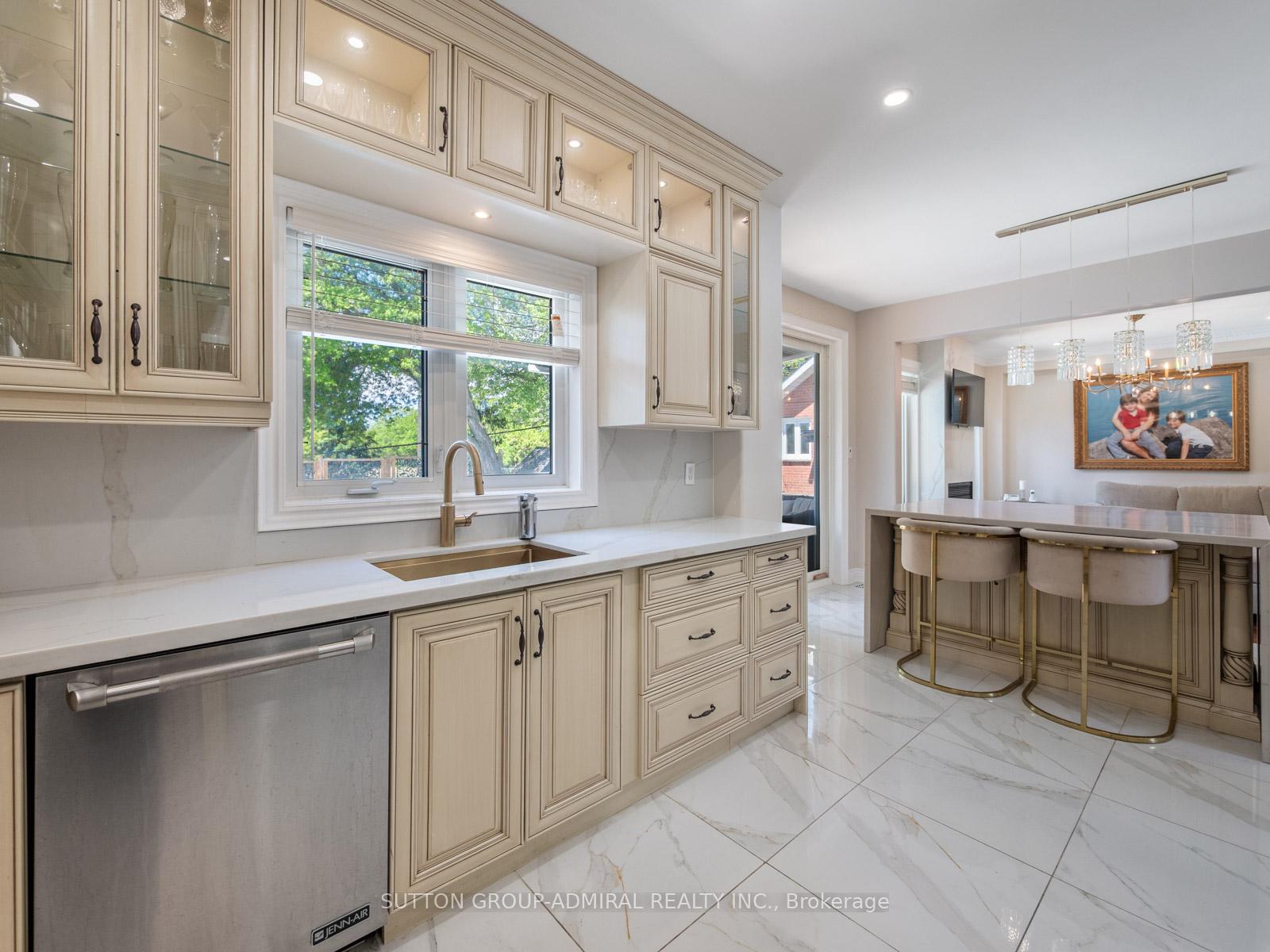 Photo 15 of 18 Thatcher Avenue, Scarborough, Cliffcrest — HOMEH