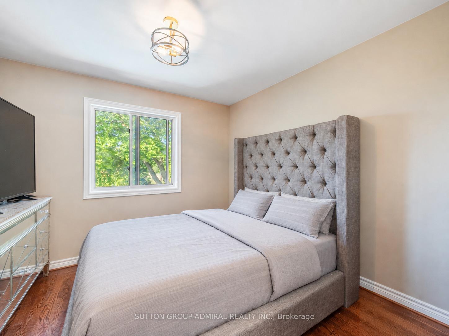 Photo 27 of 18 Thatcher Avenue, Scarborough, Cliffcrest — HOMEH