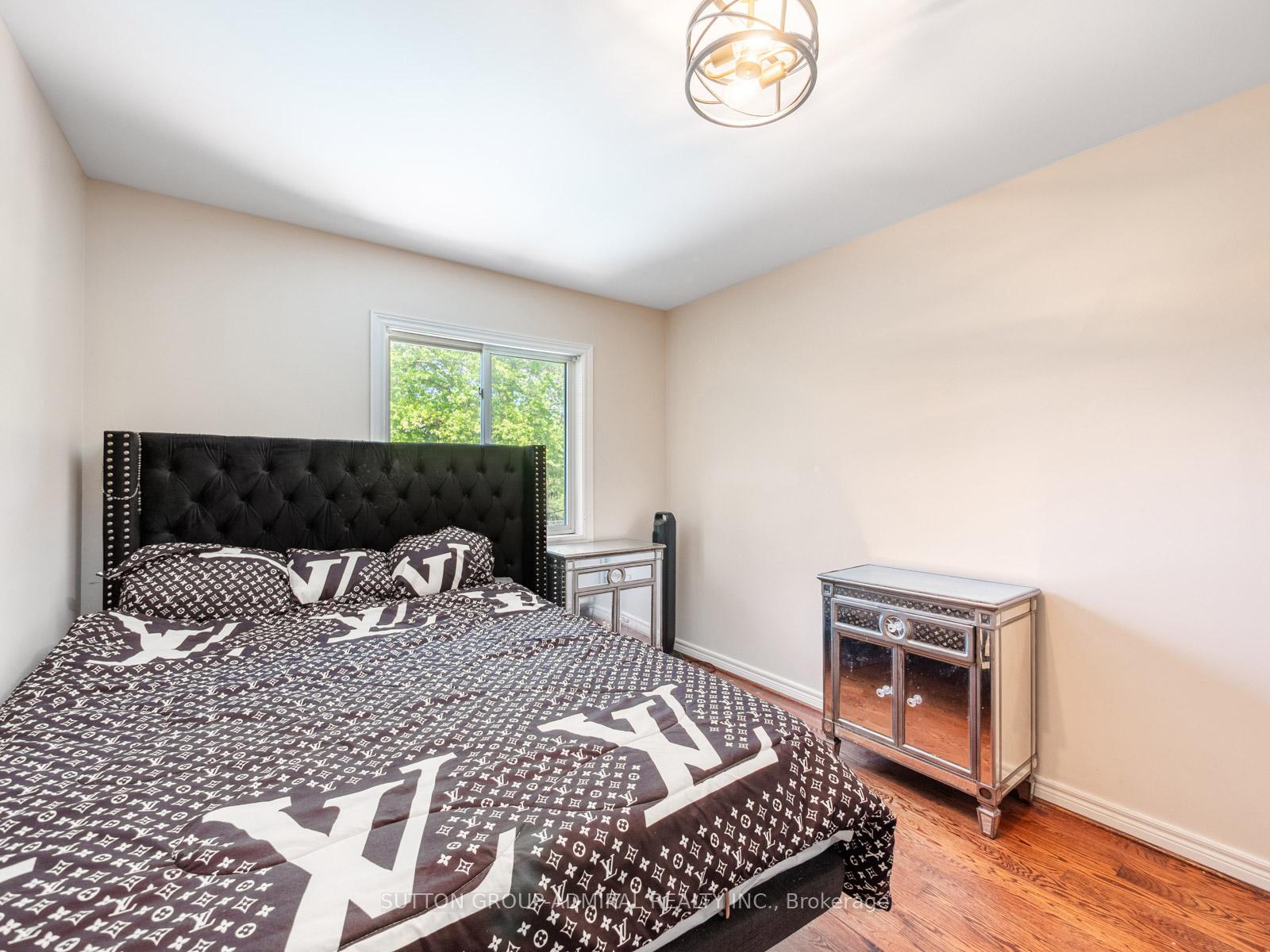 Photo 29 of 18 Thatcher Avenue, Scarborough, Cliffcrest — HOMEH