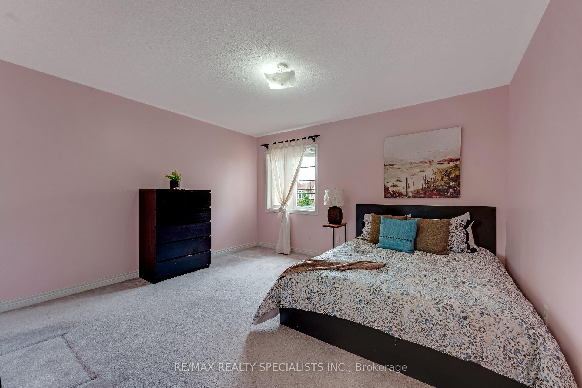 Photo 26 of 59 Masters Green Crescent, Brampton, Snelgrove — HOMEH