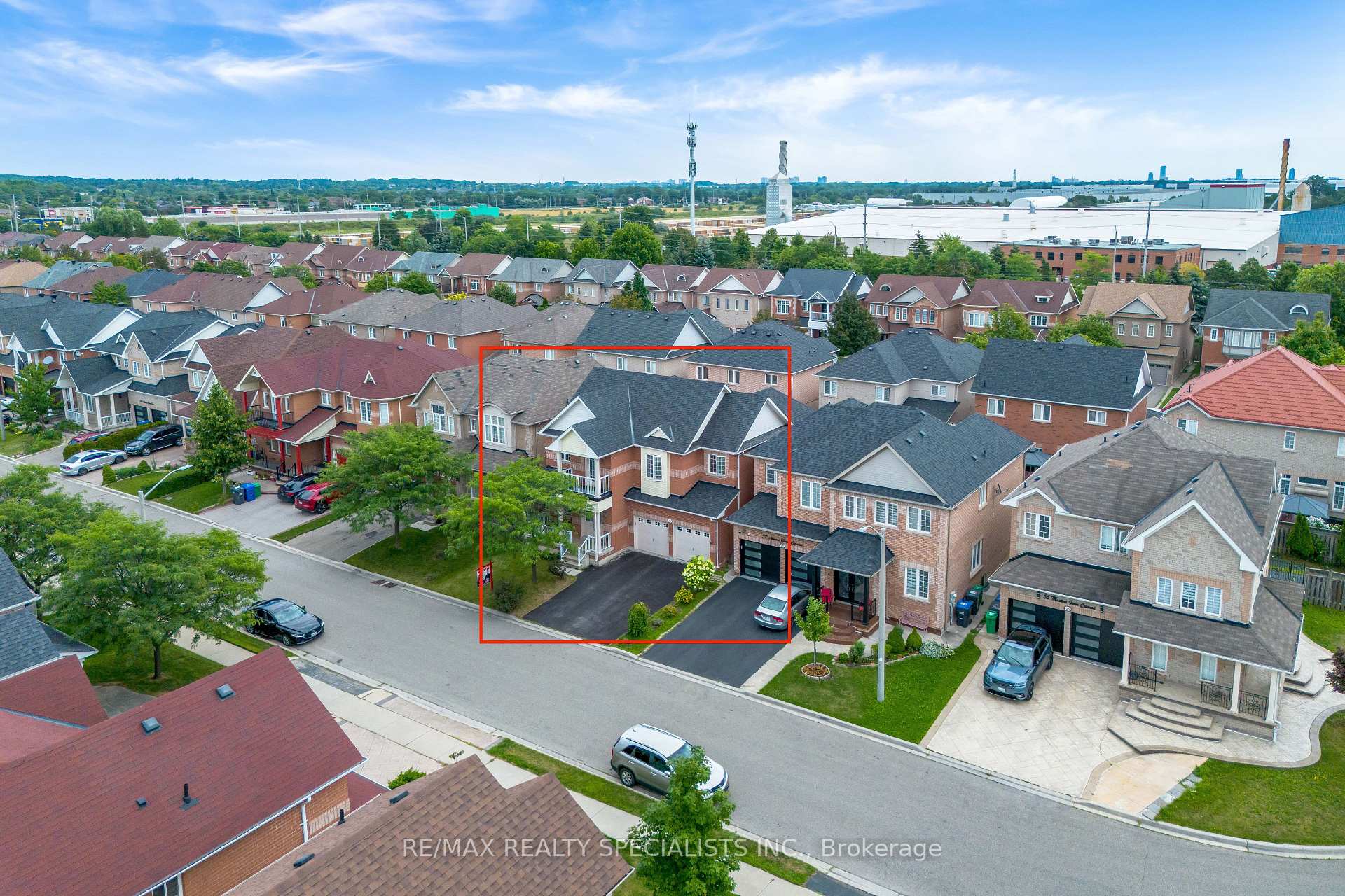 Photo 48 of 59 Masters Green Crescent, Brampton, Snelgrove — HOMEH