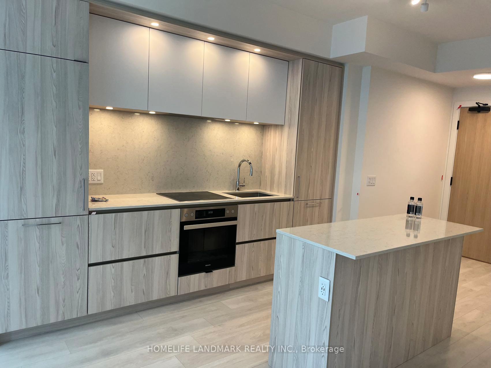 Photo 2 of Unit 2103, 15 Mercer Street, Toronto, Waterfront Communities — HOMEH