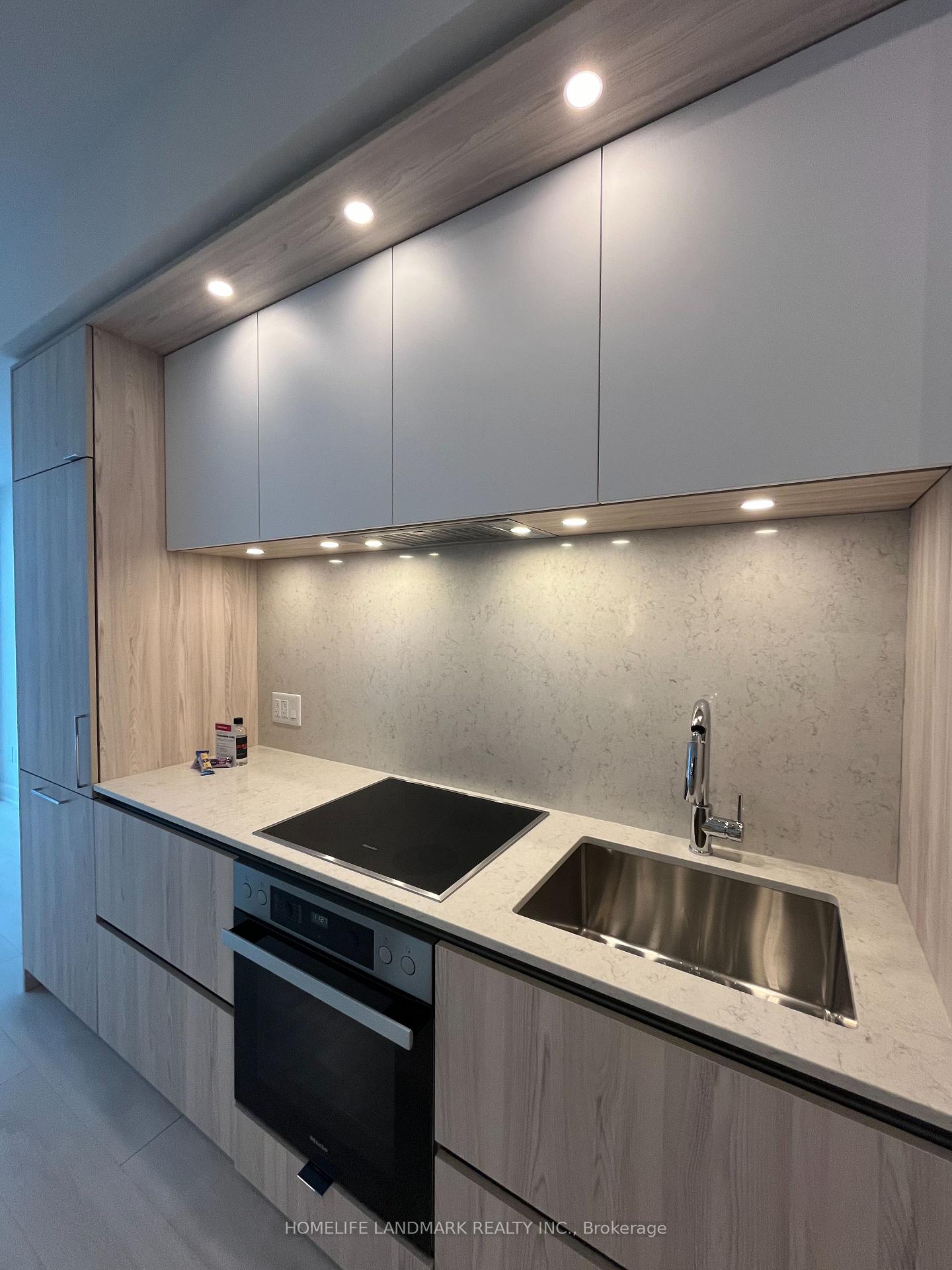 Photo 6 of Unit 2103, 15 Mercer Street, Toronto, Waterfront Communities — HOMEH