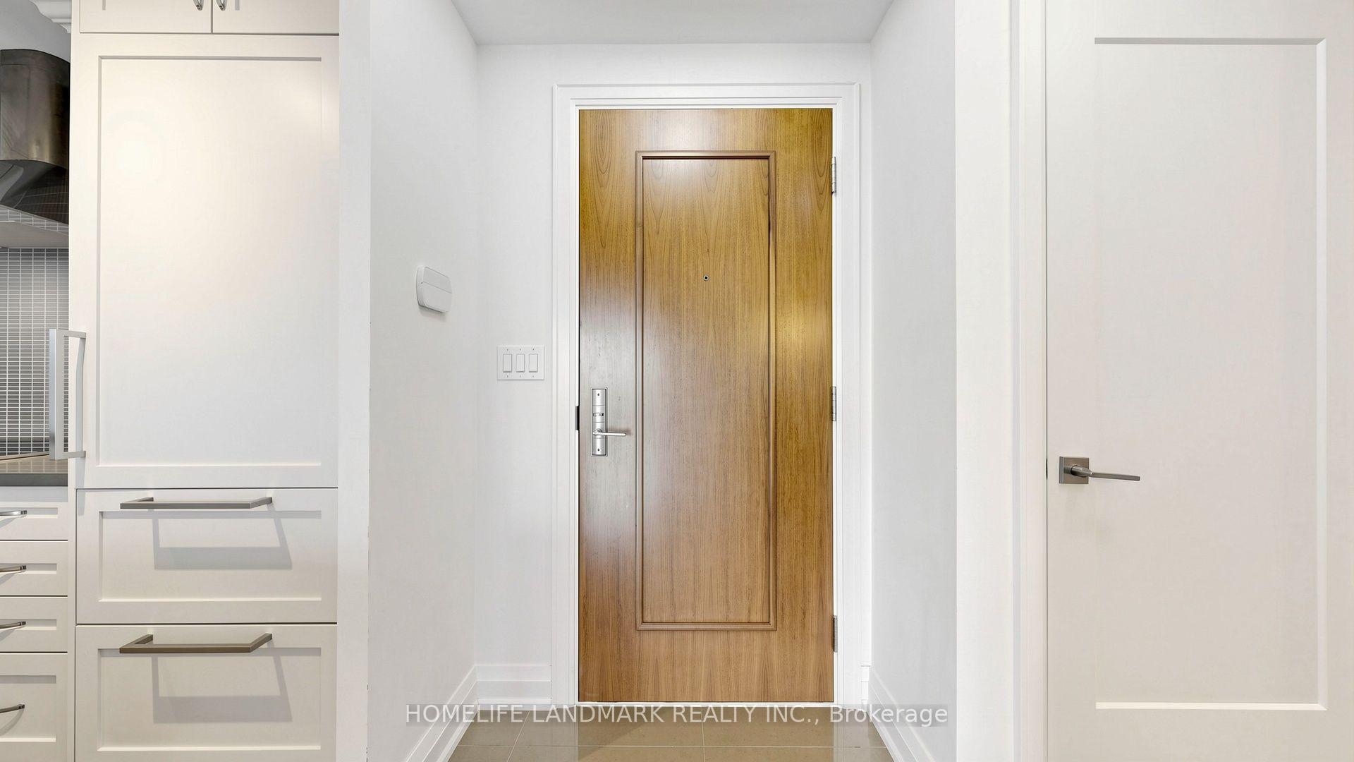 Photo 6 of Unit 507, 15 Stollery Pond Crescent, Markham, Devil's Elbow — HOMEH