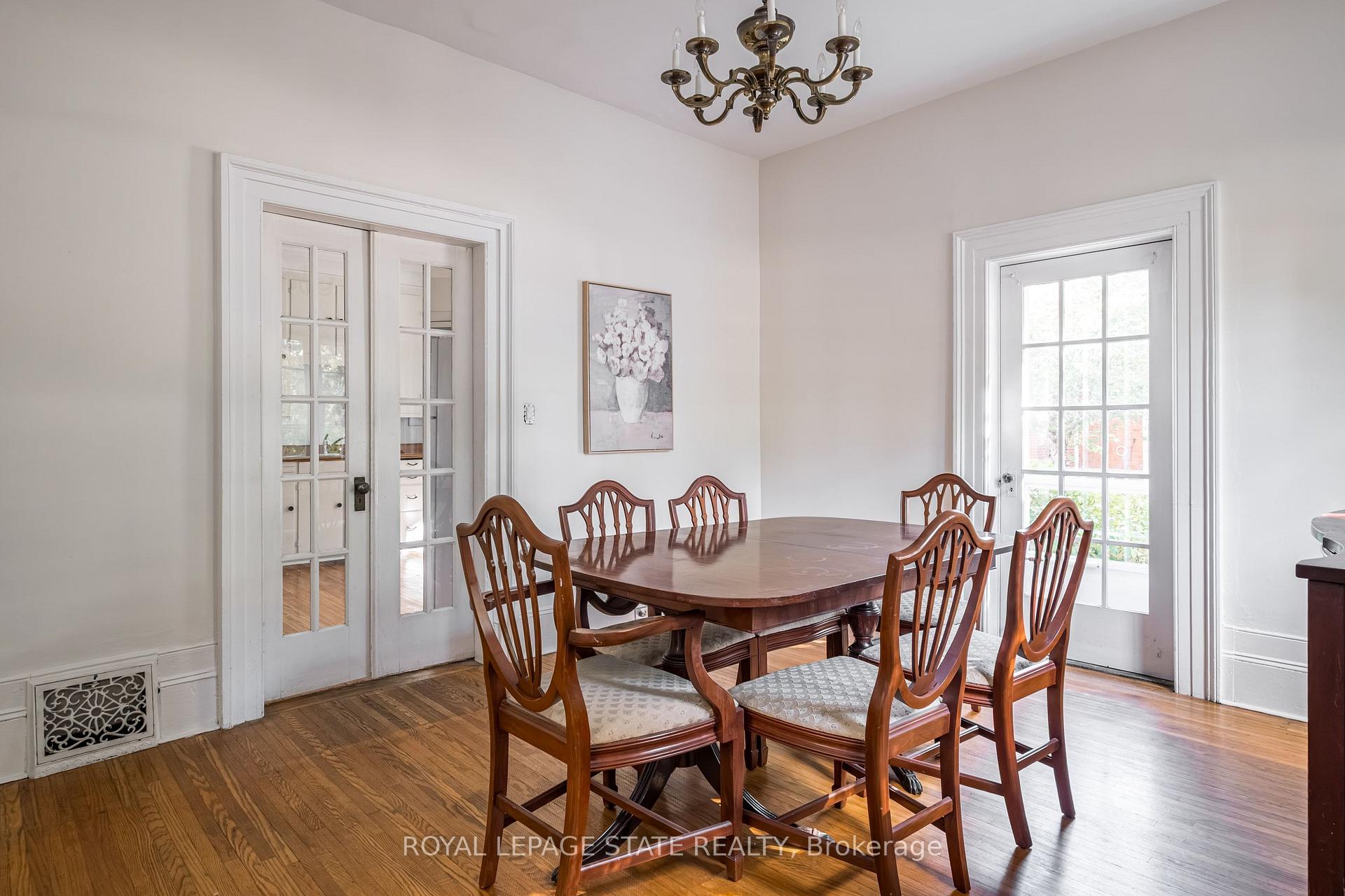 Photo 15 of 107 Melville Street, Hamilton, Dundas — HOMEH