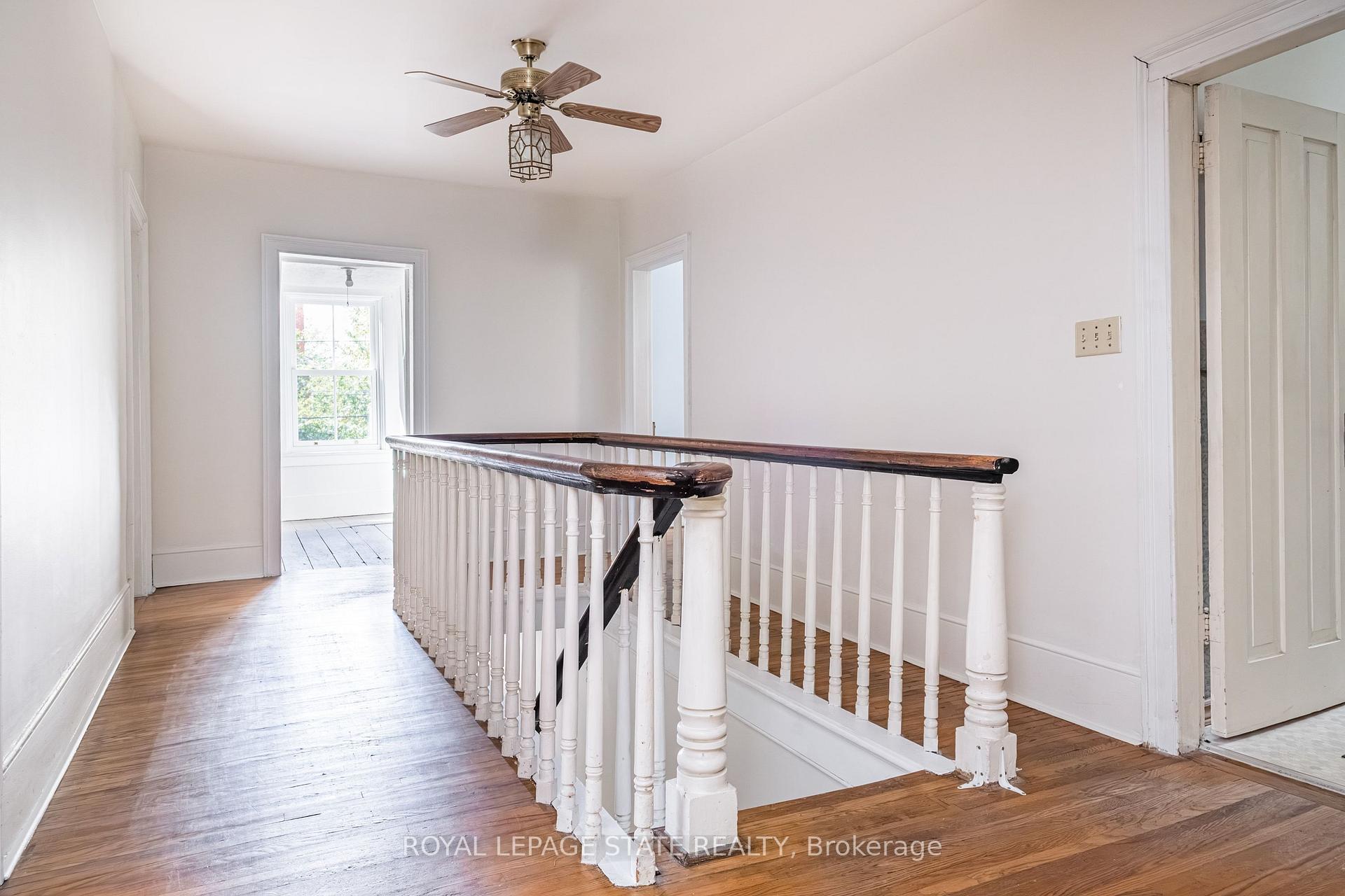 Photo 24 of 107 Melville Street, Hamilton, Dundas — HOMEH