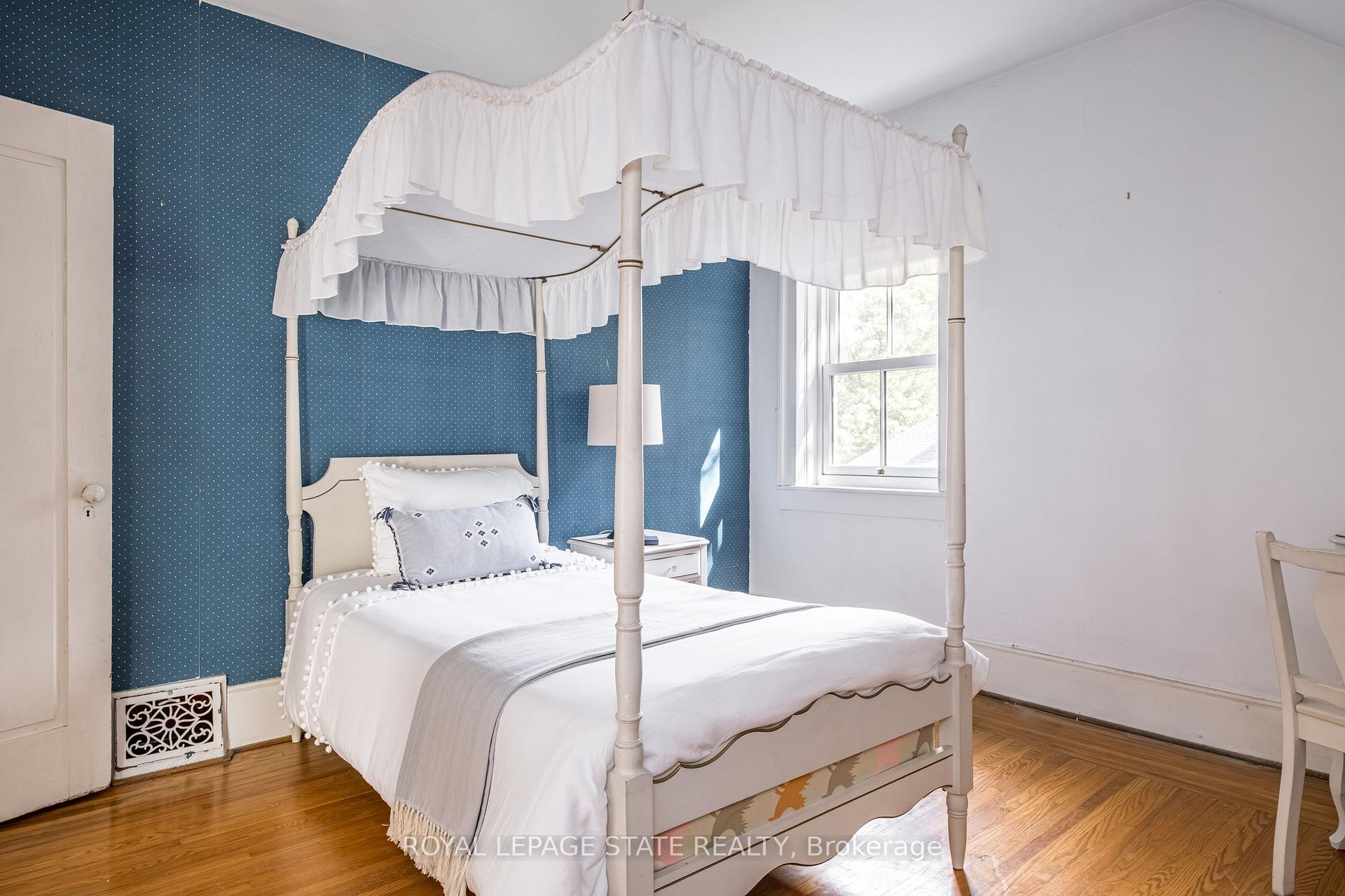 Photo 29 of 107 Melville Street, Hamilton, Dundas — HOMEH