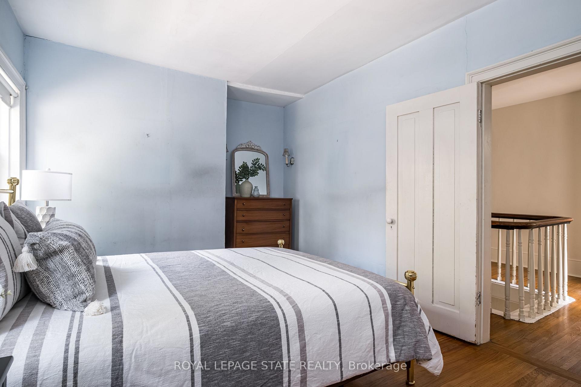Photo 31 of 107 Melville Street, Hamilton, Dundas — HOMEH