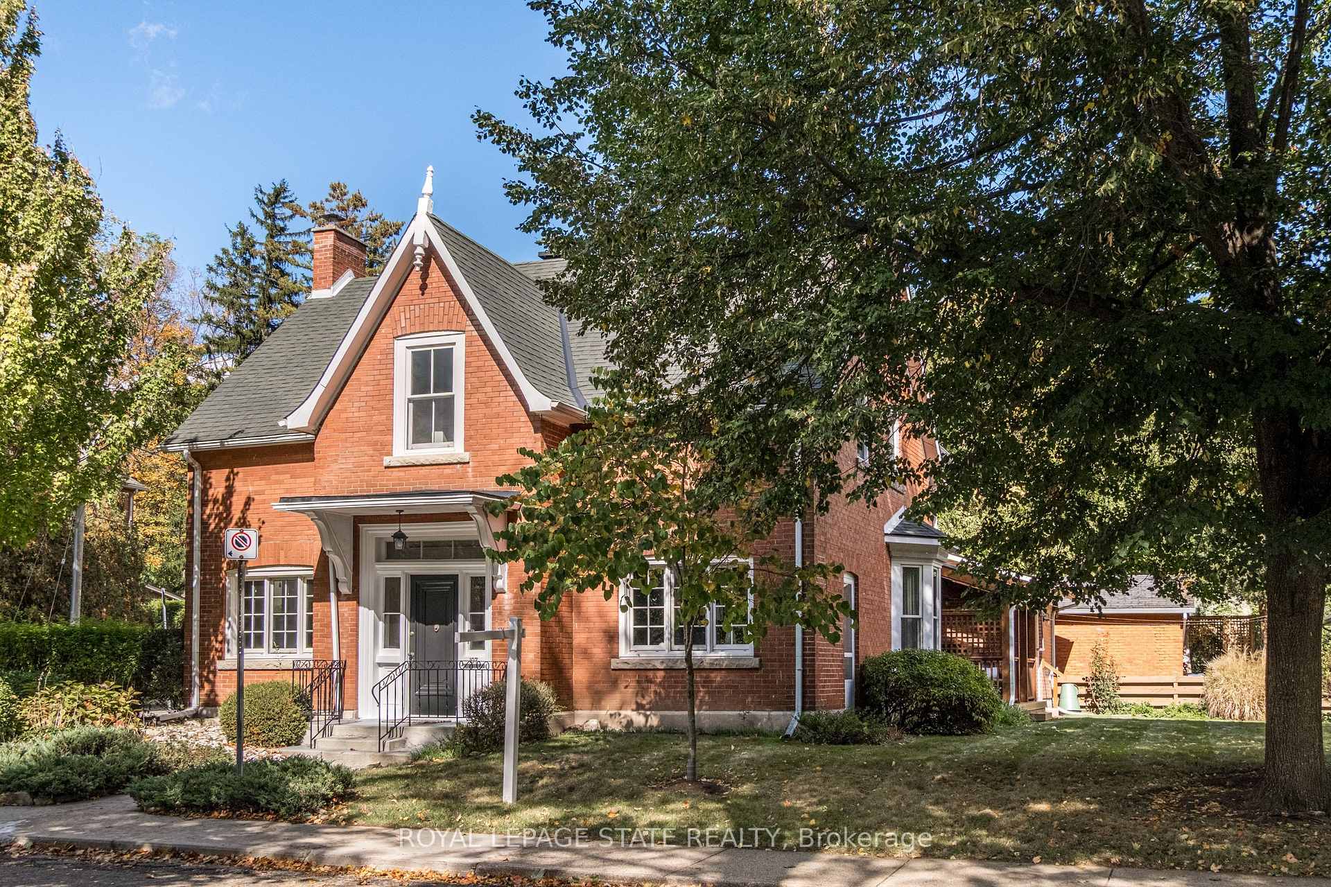 Photo 41 of 107 Melville Street, Hamilton, Dundas — HOMEH